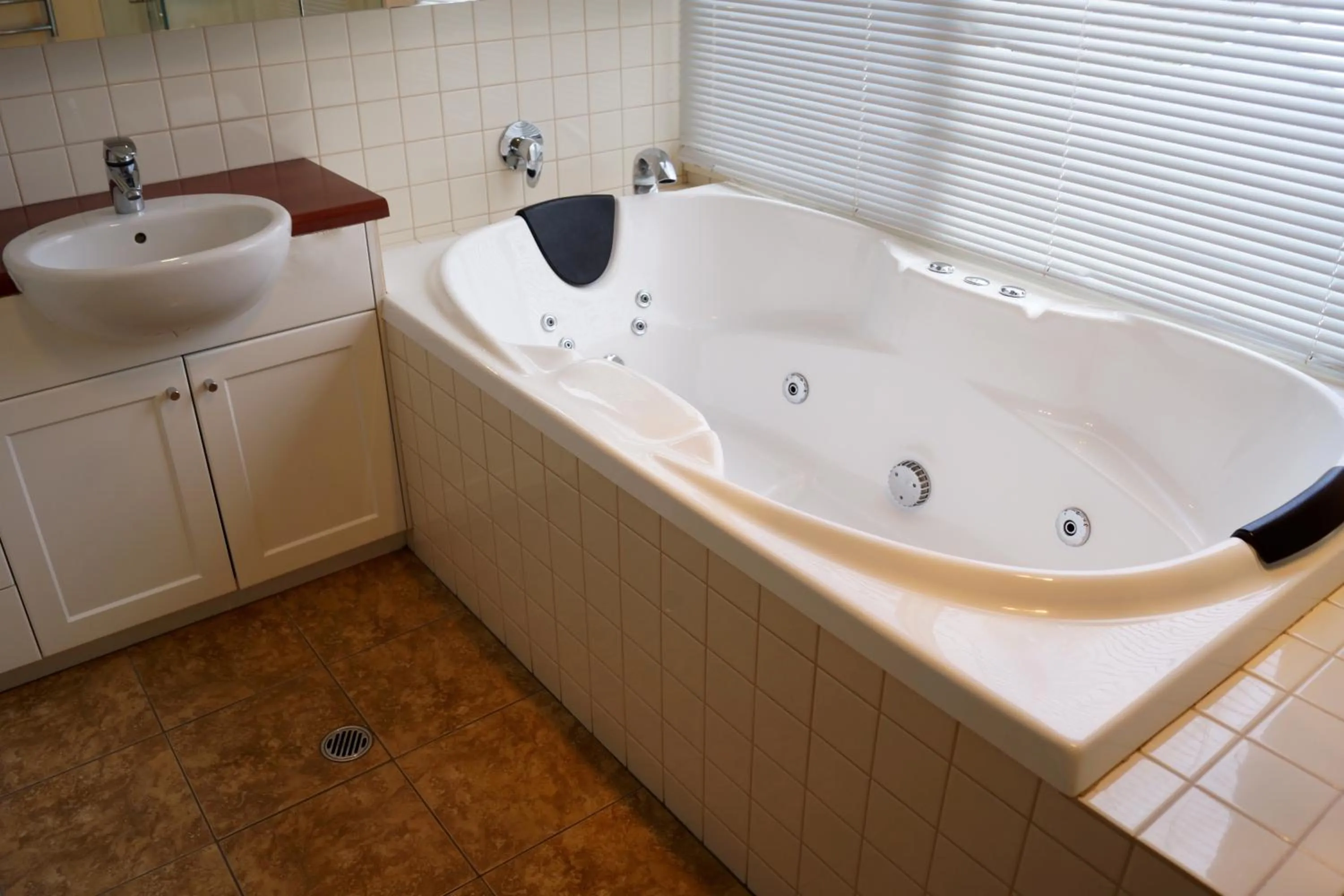 Bathroom in Rayville Boat Houses