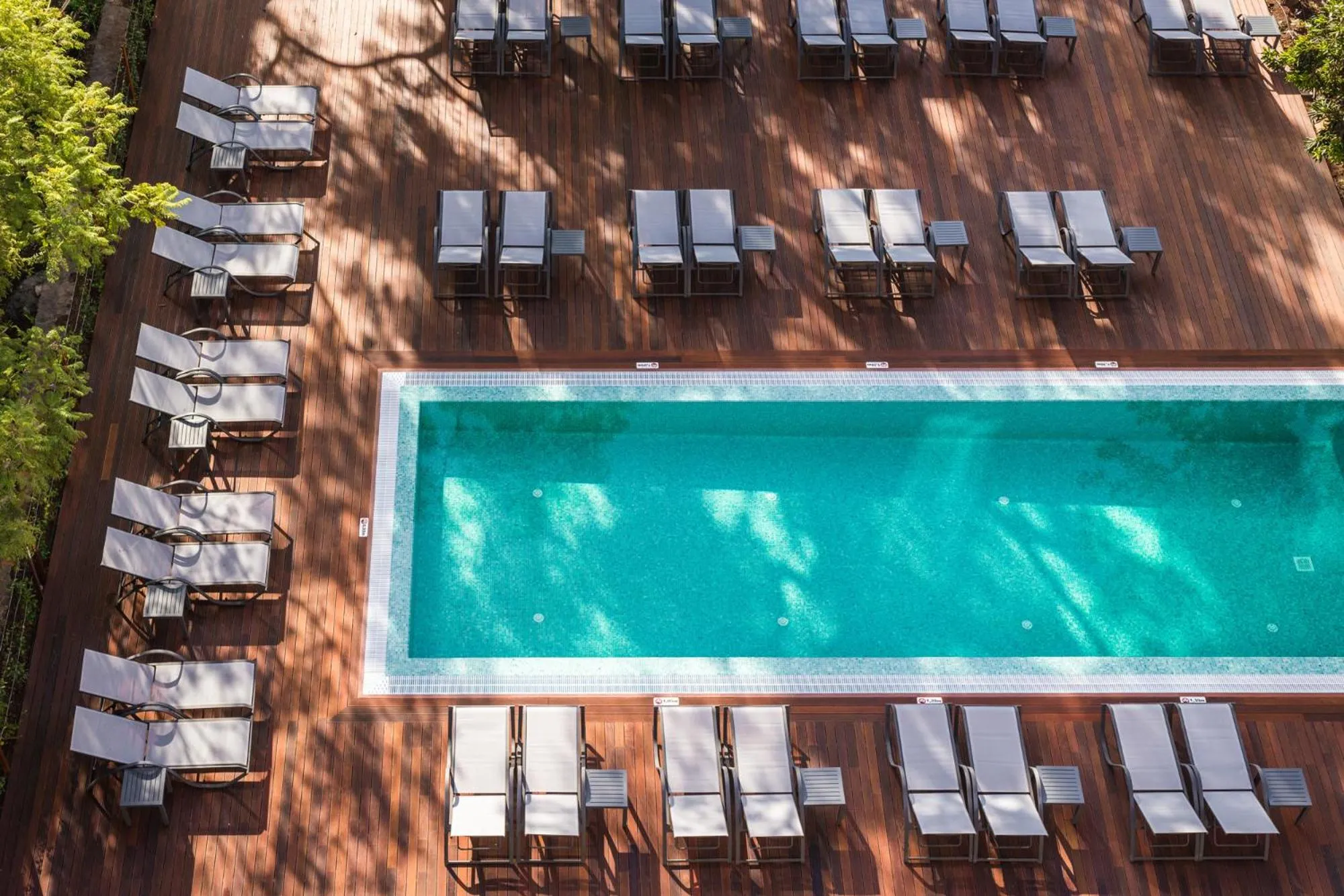 Swimming pool in Pestana Casino Studios