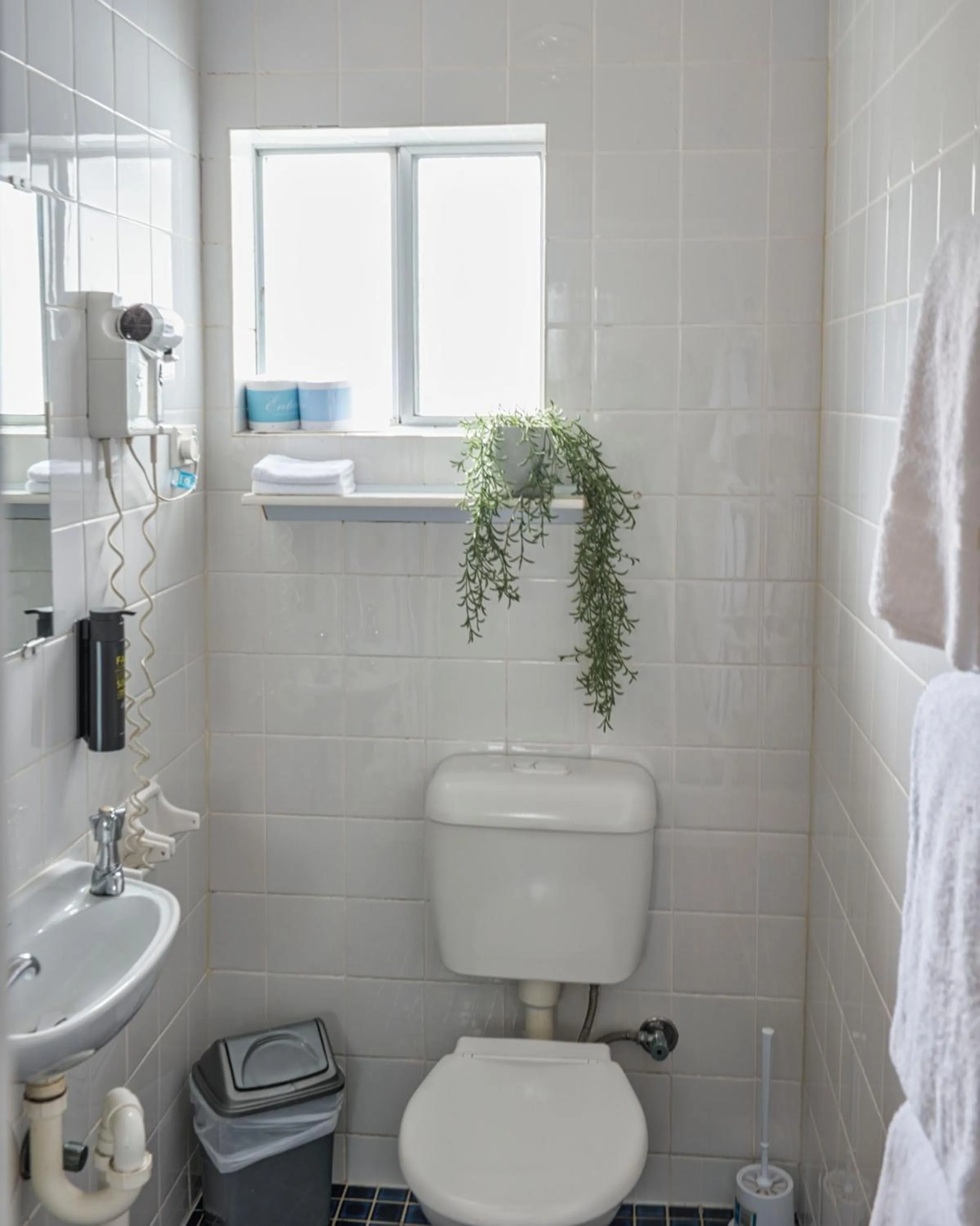 Shower in Blue Mountains Heritage Motel