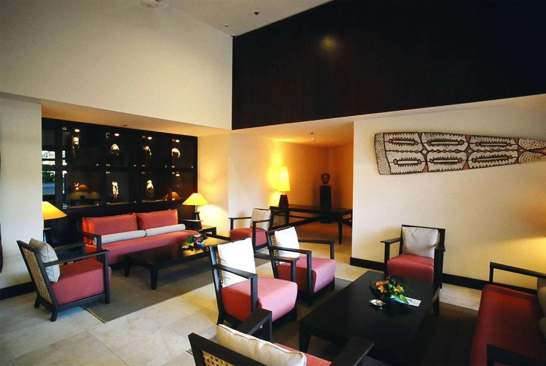 Lobby or reception in Ramada Hotel & Suites by Wyndham Noumea