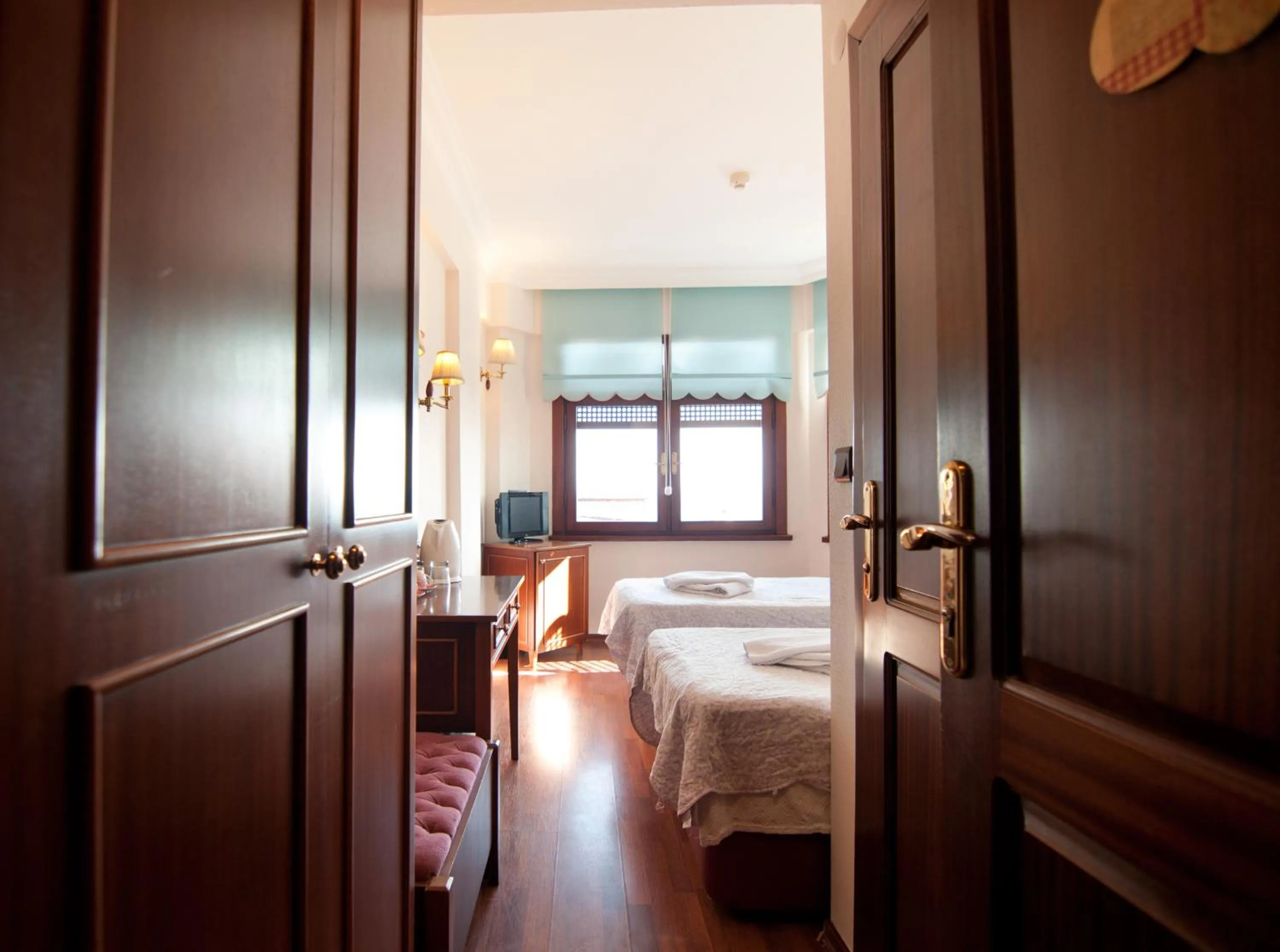 Bedroom, Bed in Emine Sultan Hotel