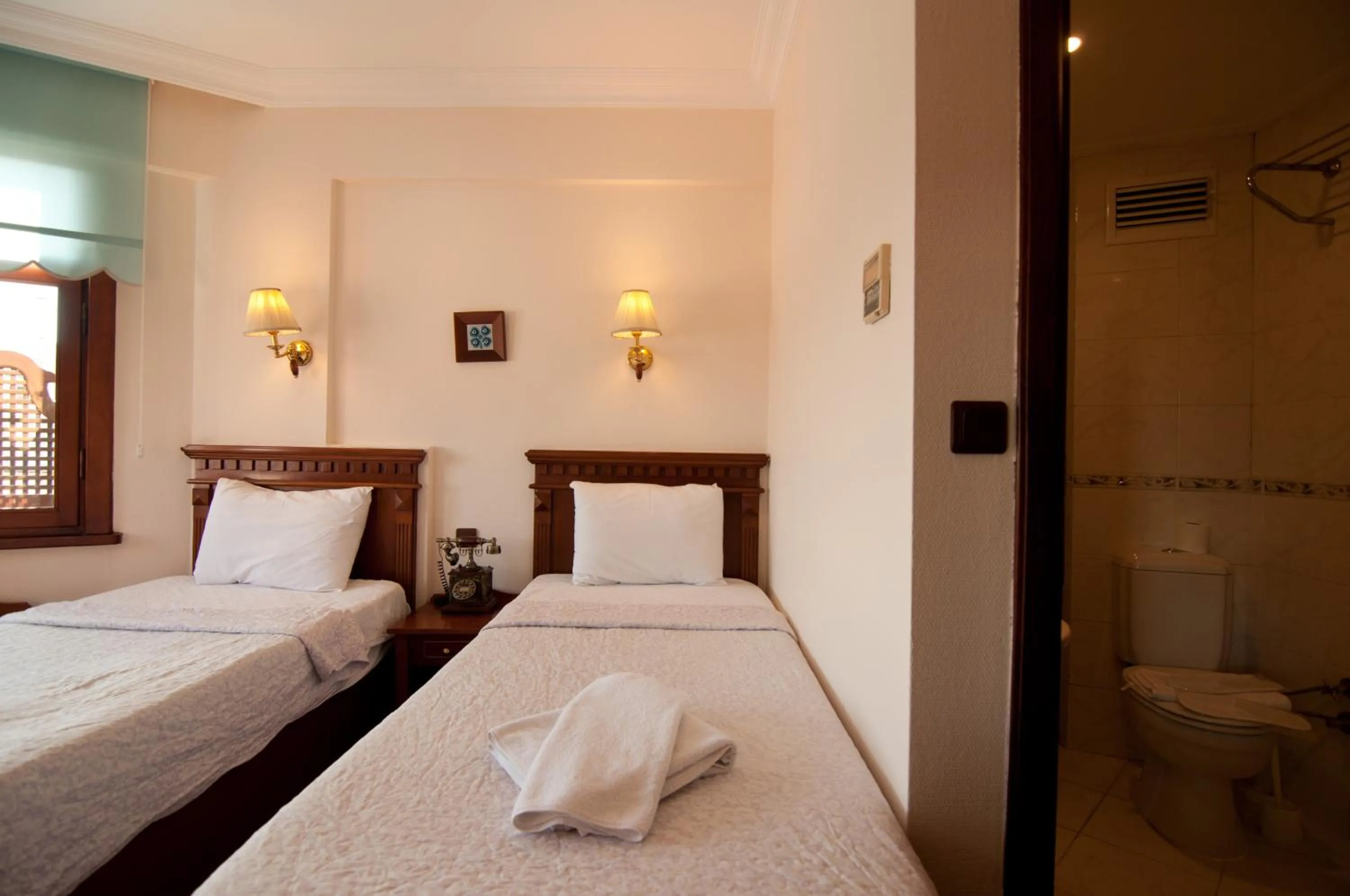 Bedroom, Bed in Emine Sultan Hotel