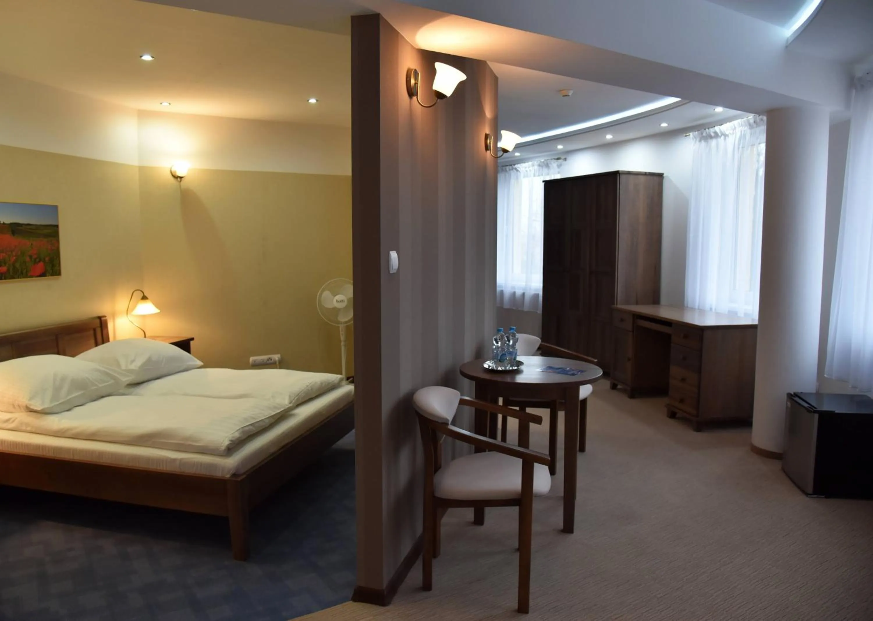 Bed in Kompleks Hotelowy Logos