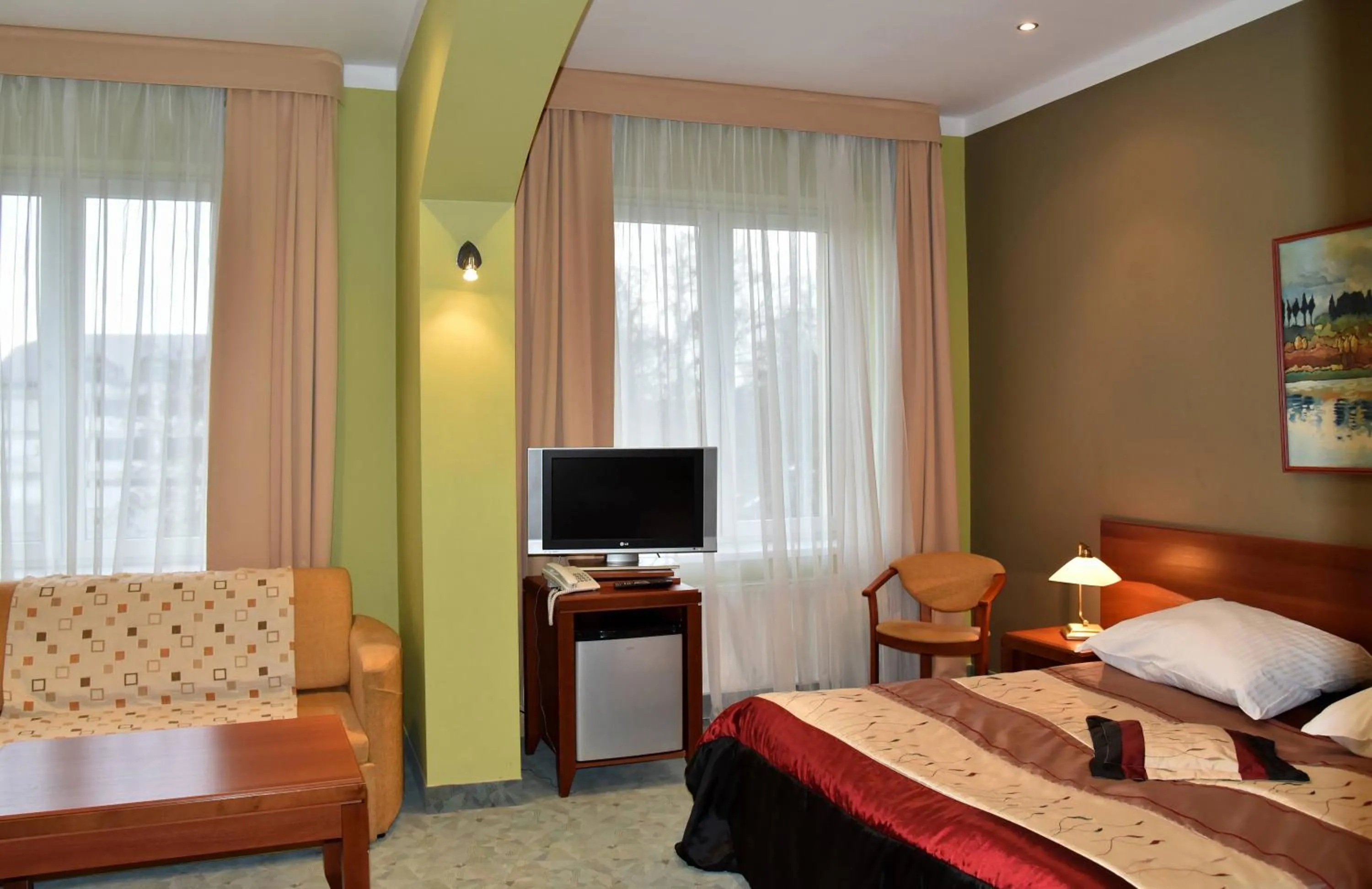 Photo of the whole room, Bed in Kompleks Hotelowy Logos