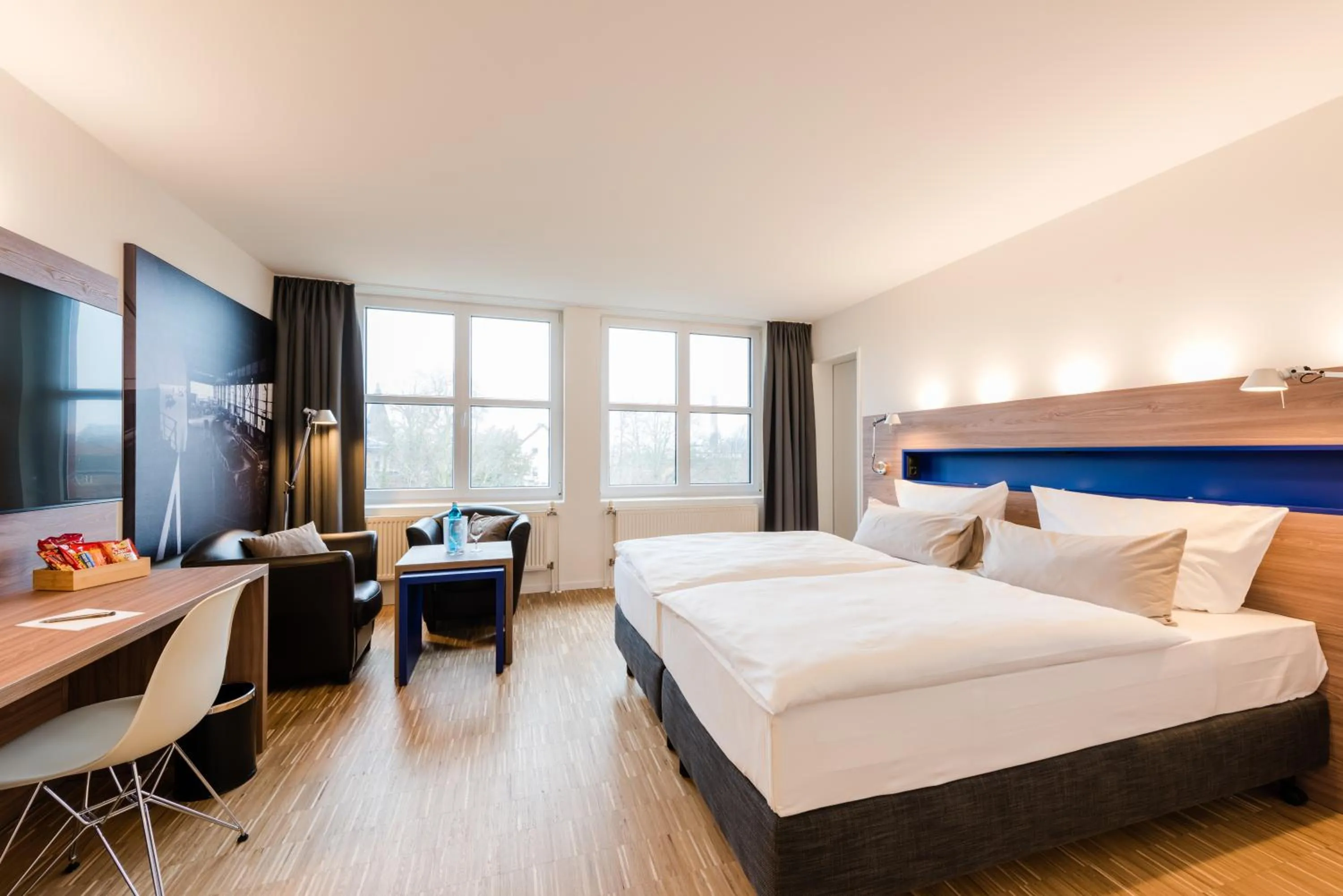 Photo of the whole room, Bed in Hotel Alte Werft