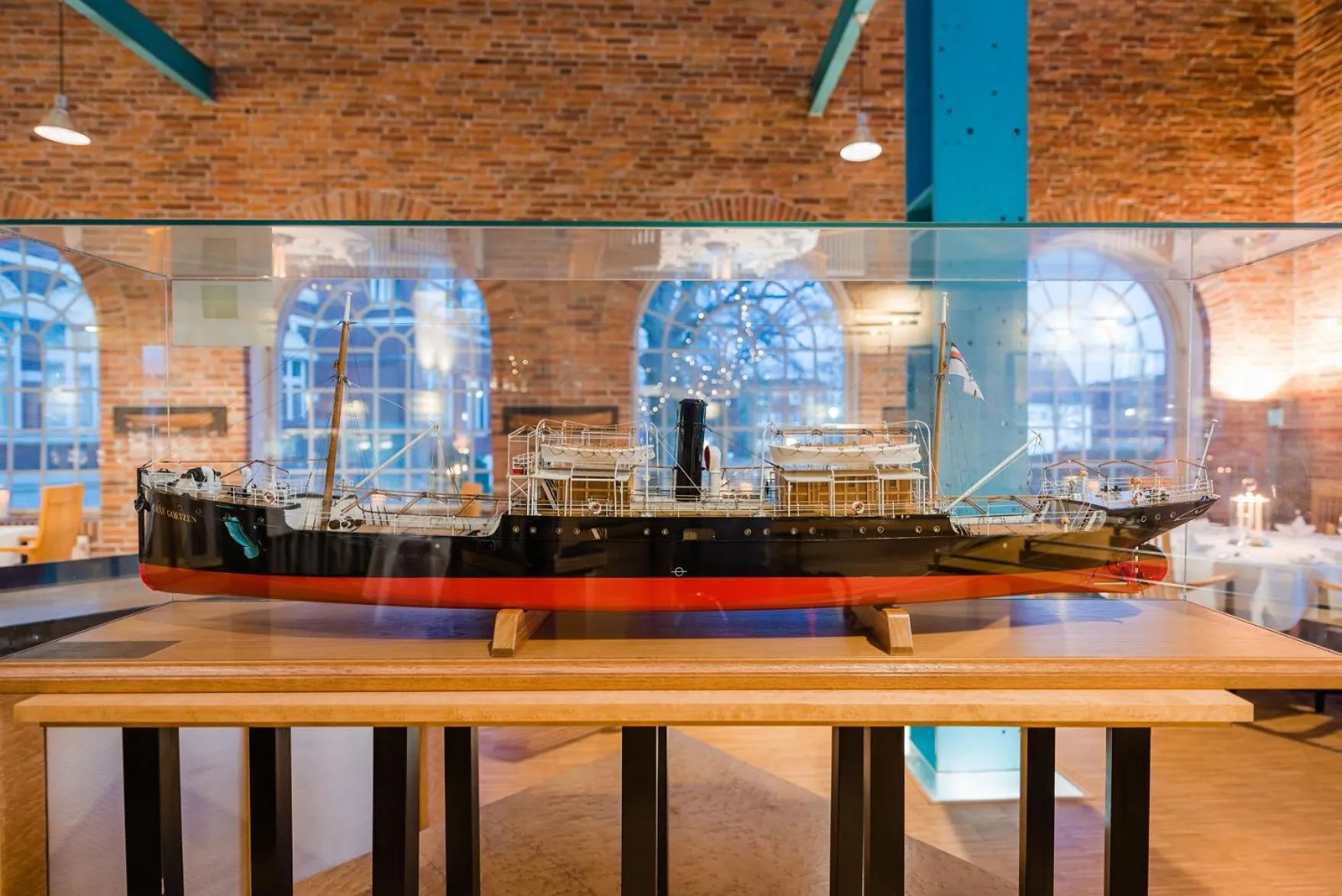 Restaurant/places to eat in Hotel Alte Werft