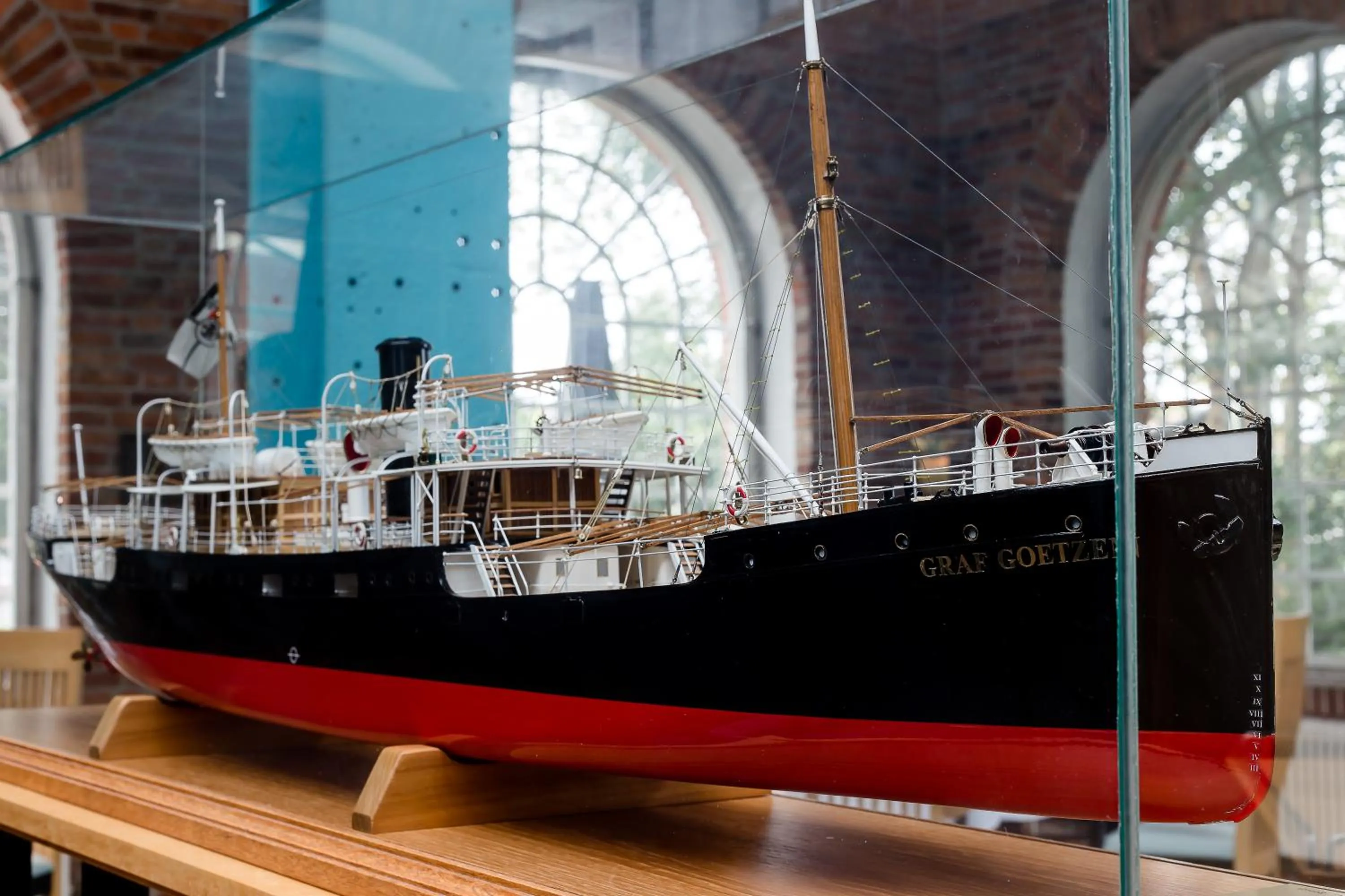 Restaurant/places to eat in Hotel Alte Werft