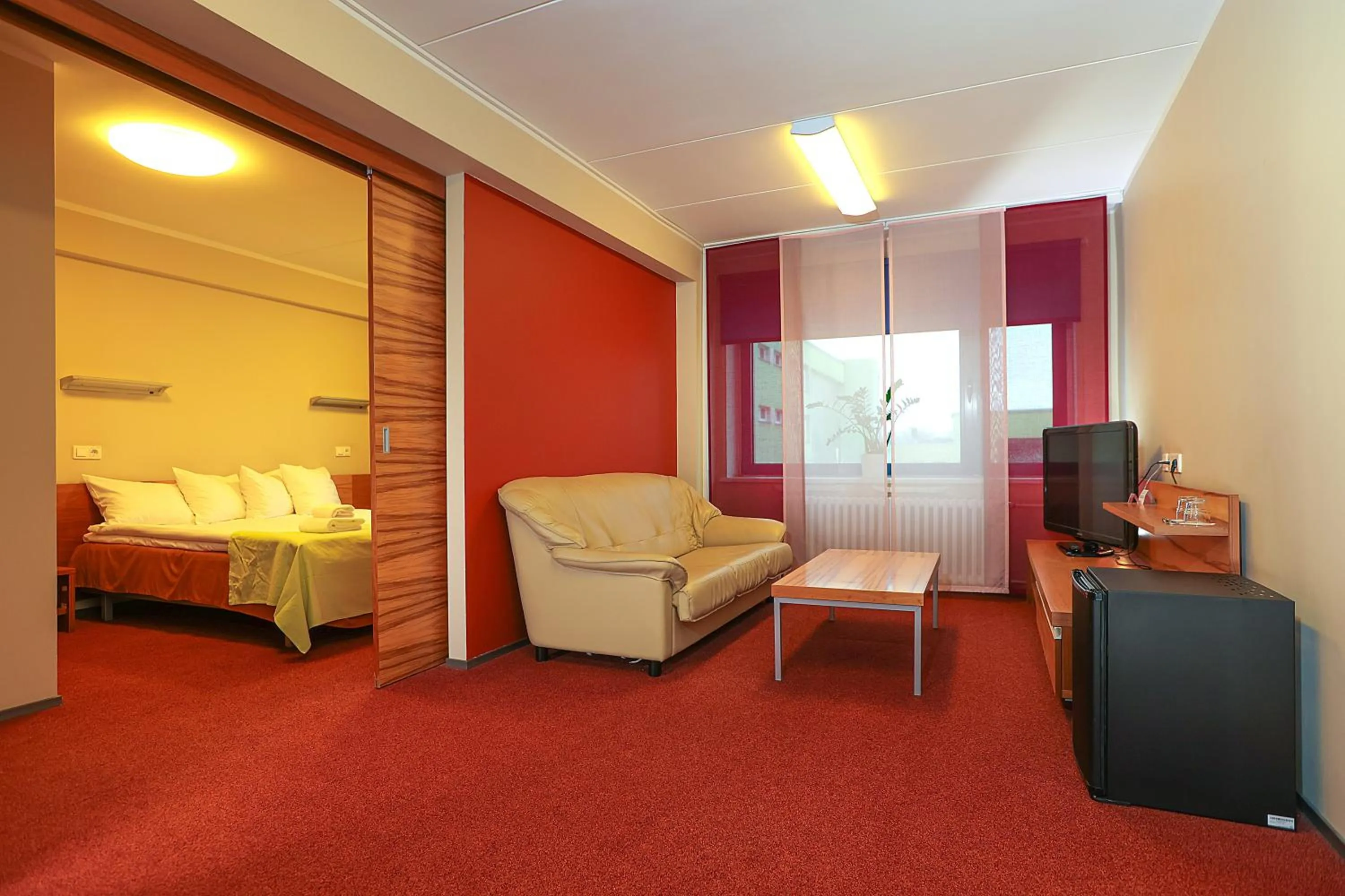 Junior Suite - single occupancy in Tartu Rakendusliku Kolledži Hotell