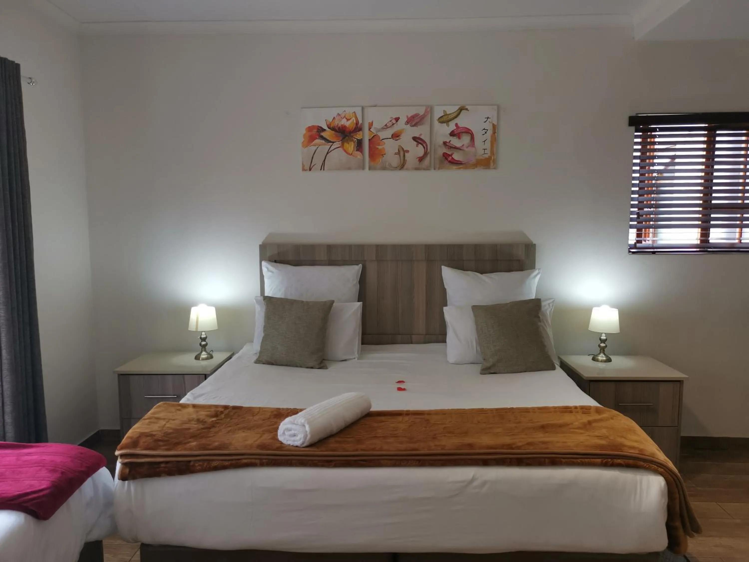 Bed in 50 Galena Affordable Luxury