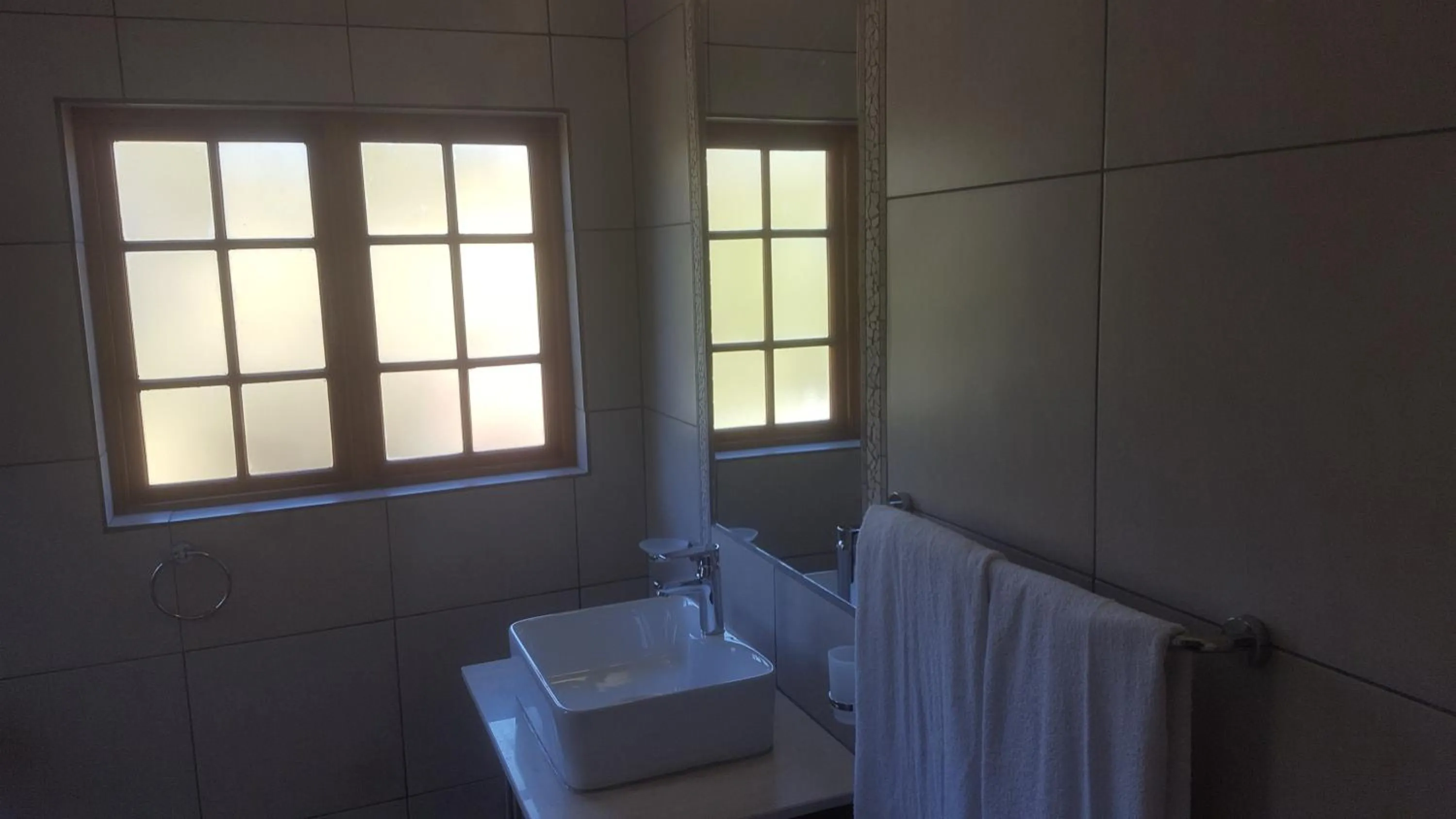 Shower in 50 Galena Affordable Luxury