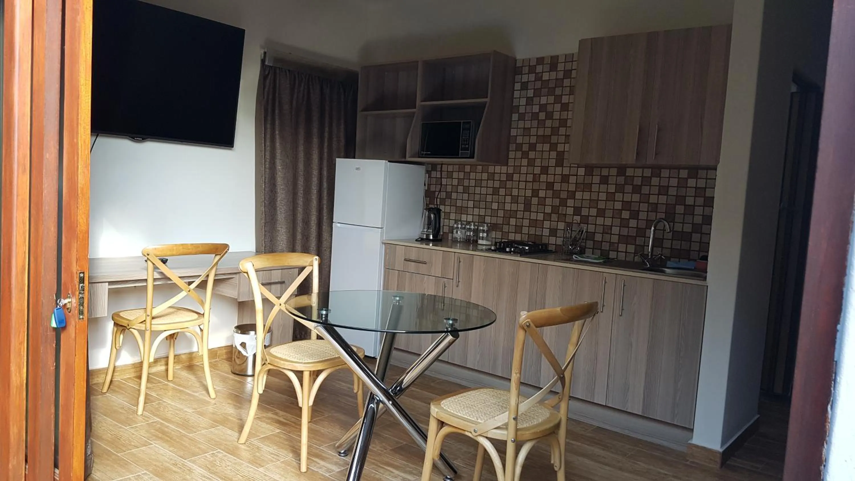 Kitchen or kitchenette in 50 Galena Affordable Luxury