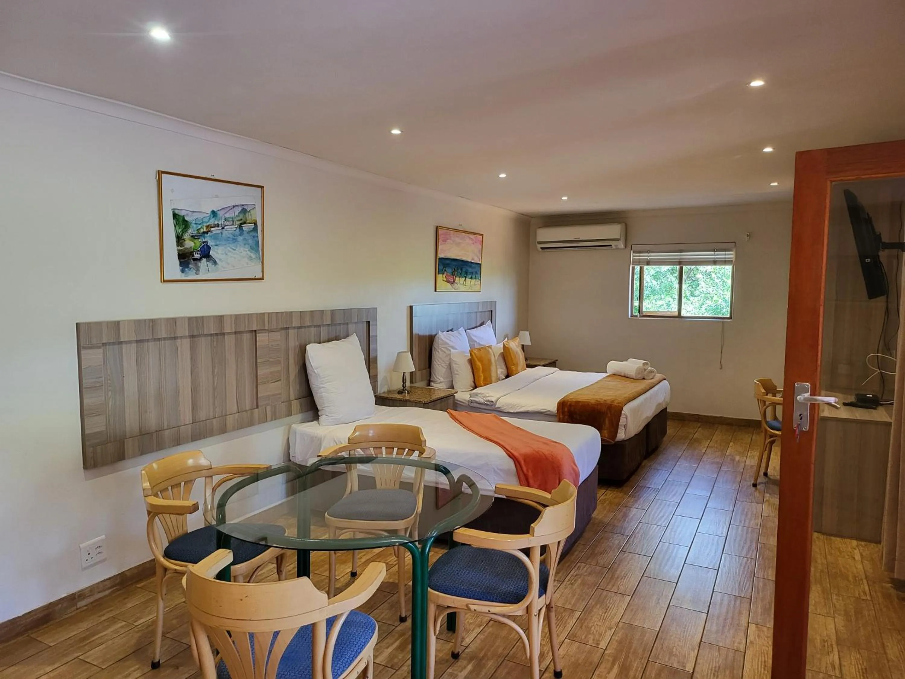 Bed in 50 Galena Affordable Luxury