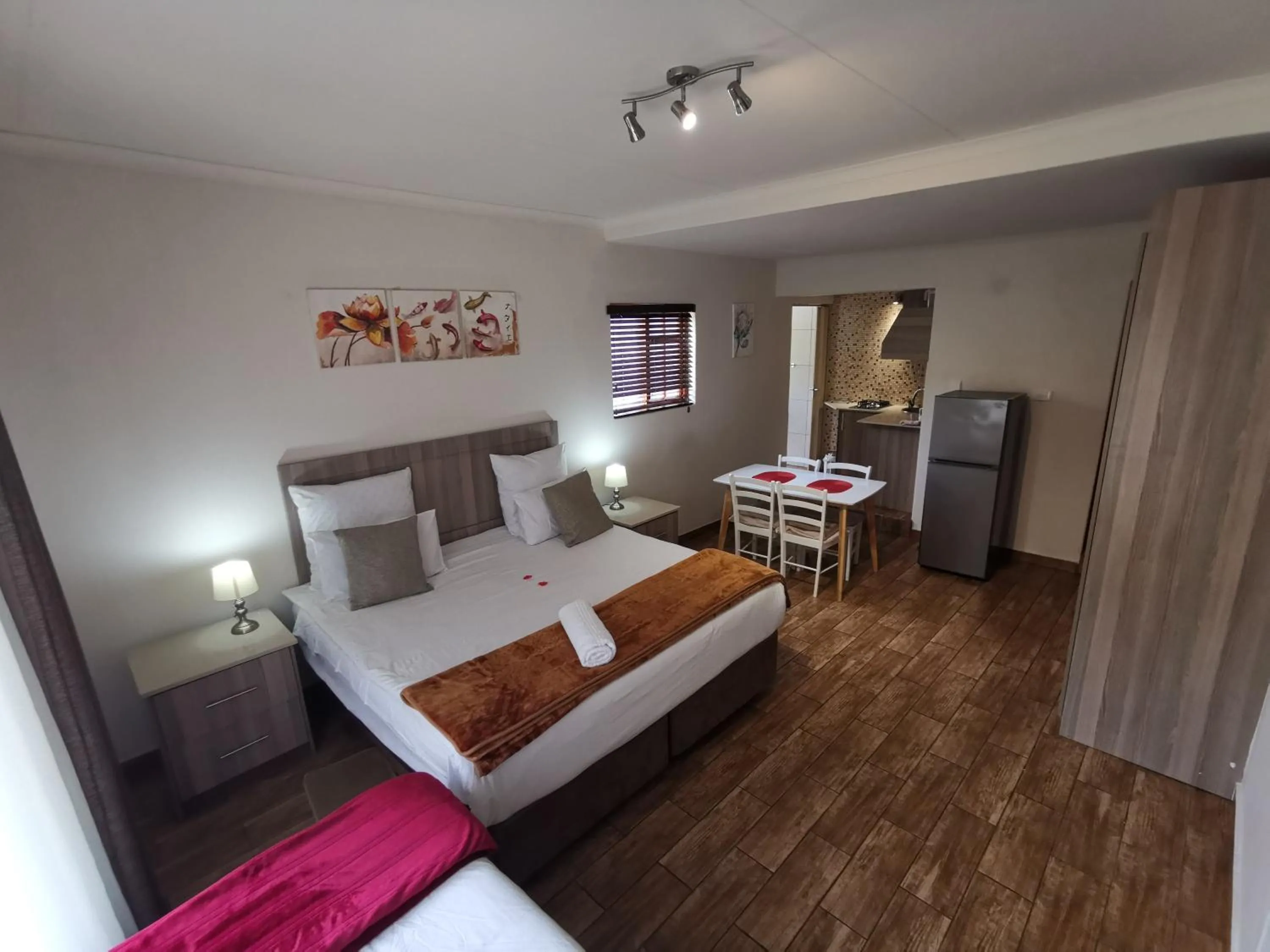 Bed in 50 Galena Affordable Luxury