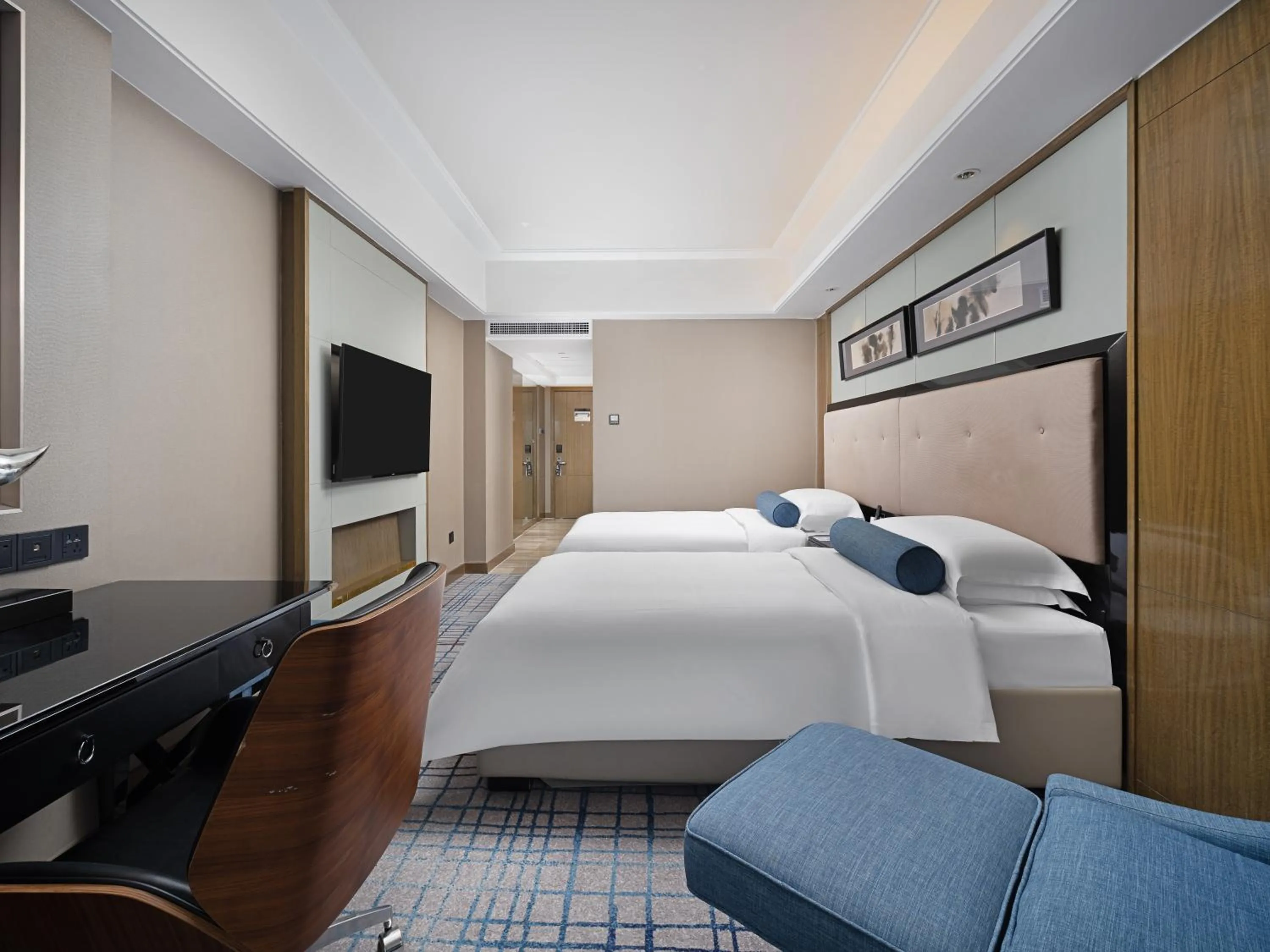 TV and multimedia, Bed in Pullman Shanghai Jing'an