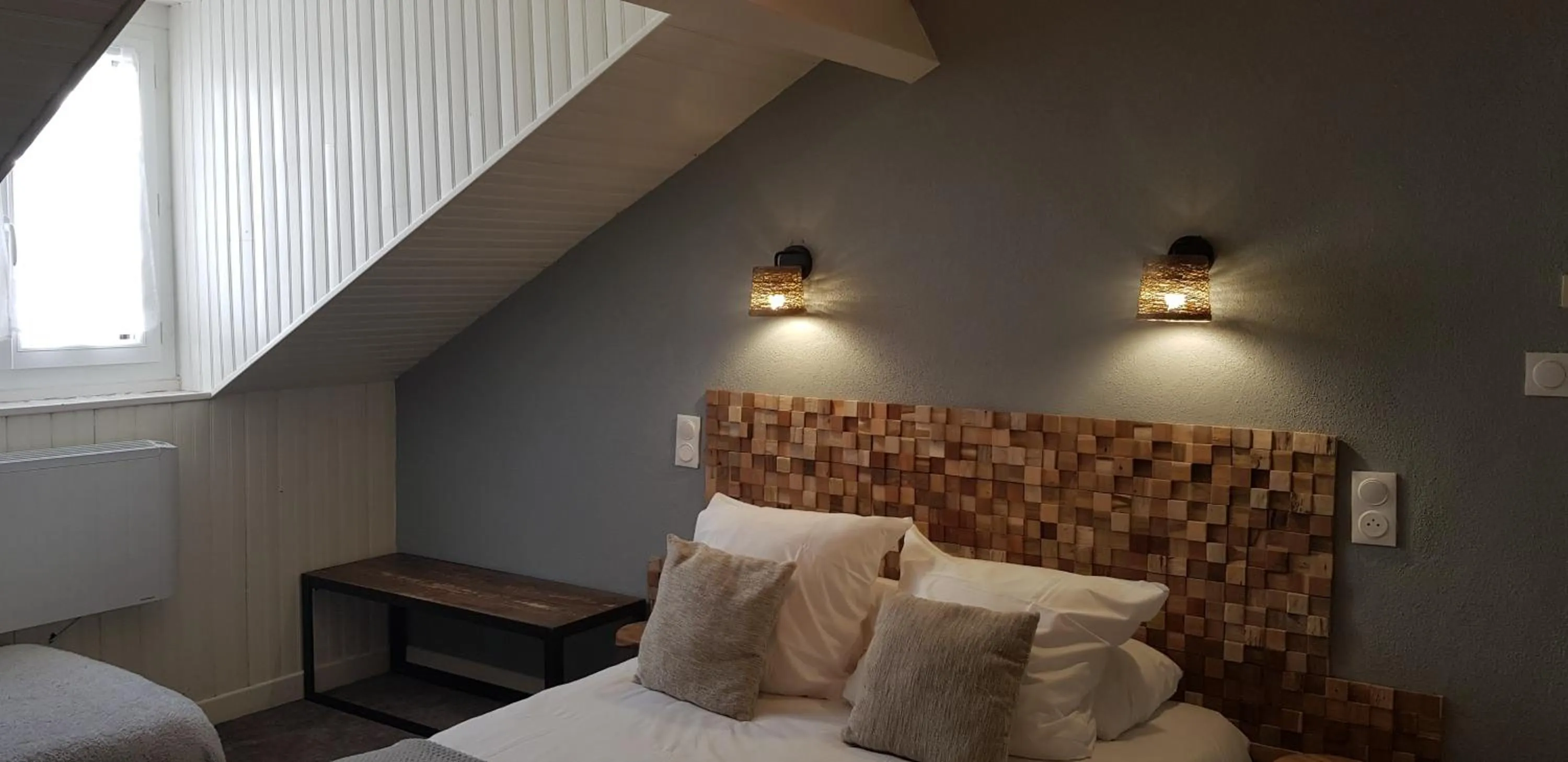 Bedroom, Bed in Hôtel Terminus