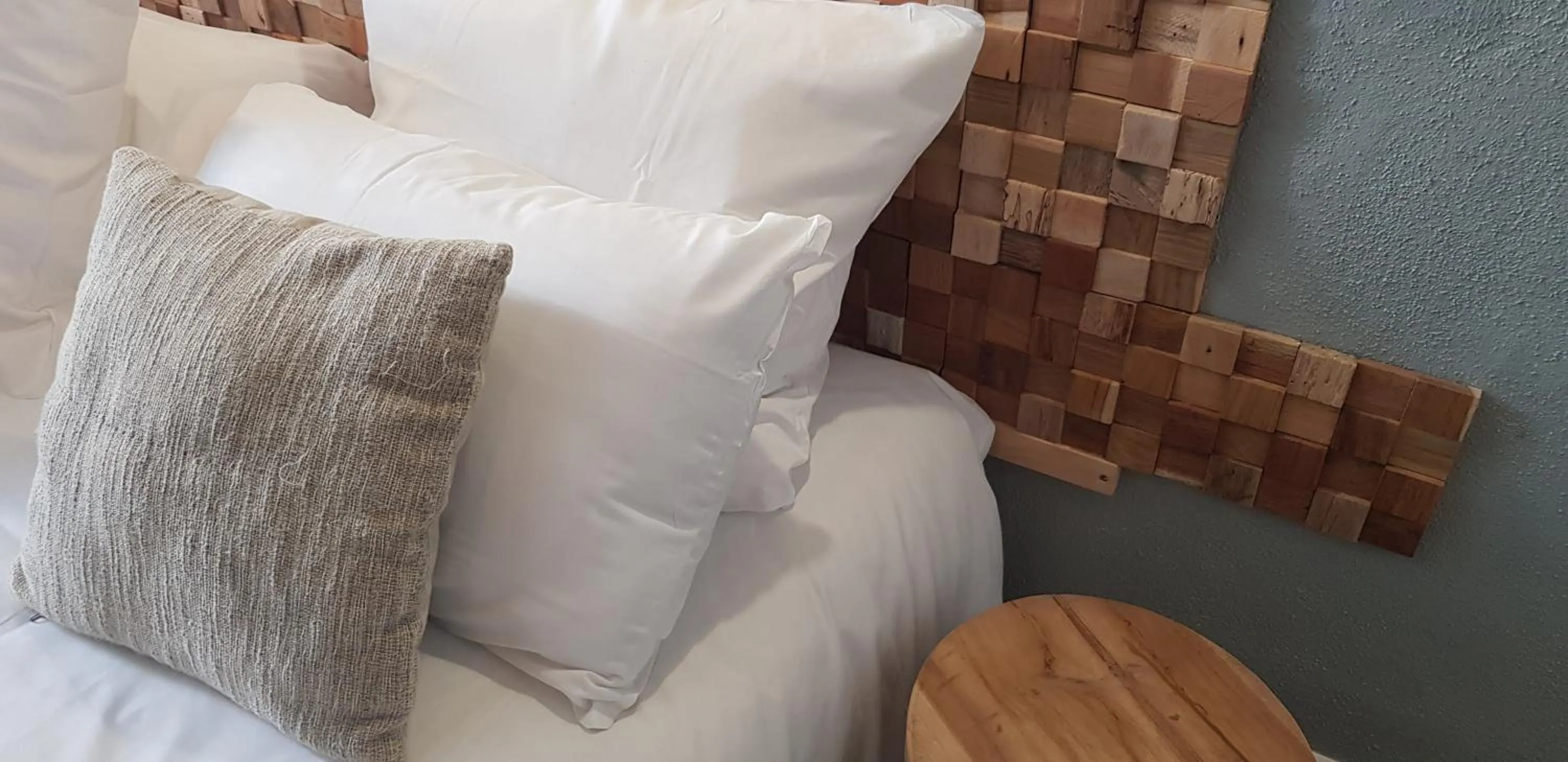 Bed in Hôtel Terminus