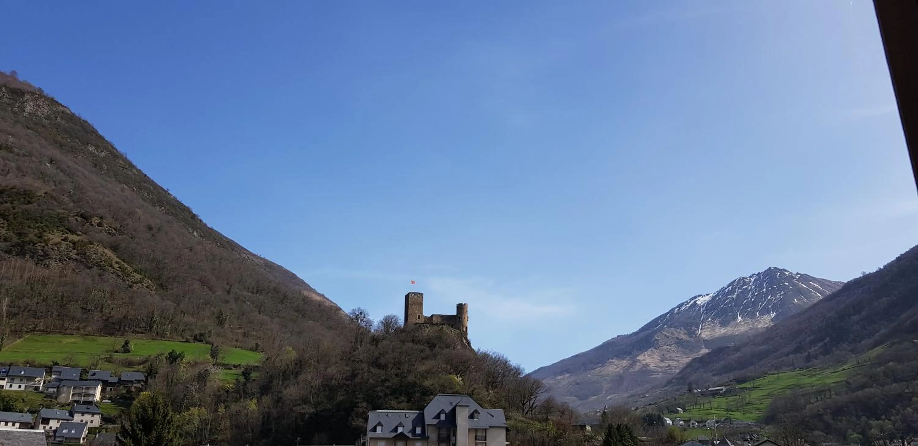 Bedroom in Hôtel Terminus