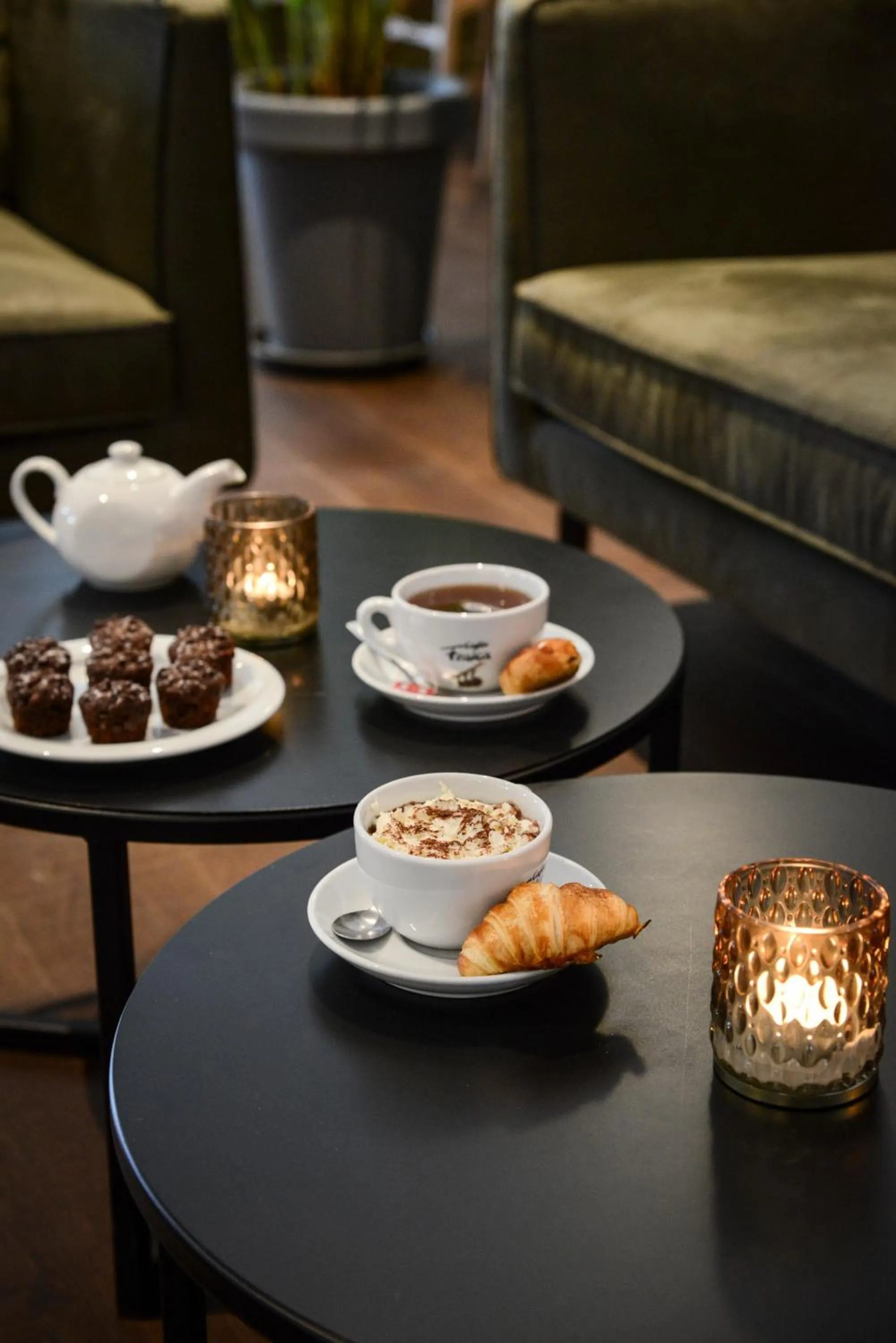 Lounge or bar in Domaine de Charmeil