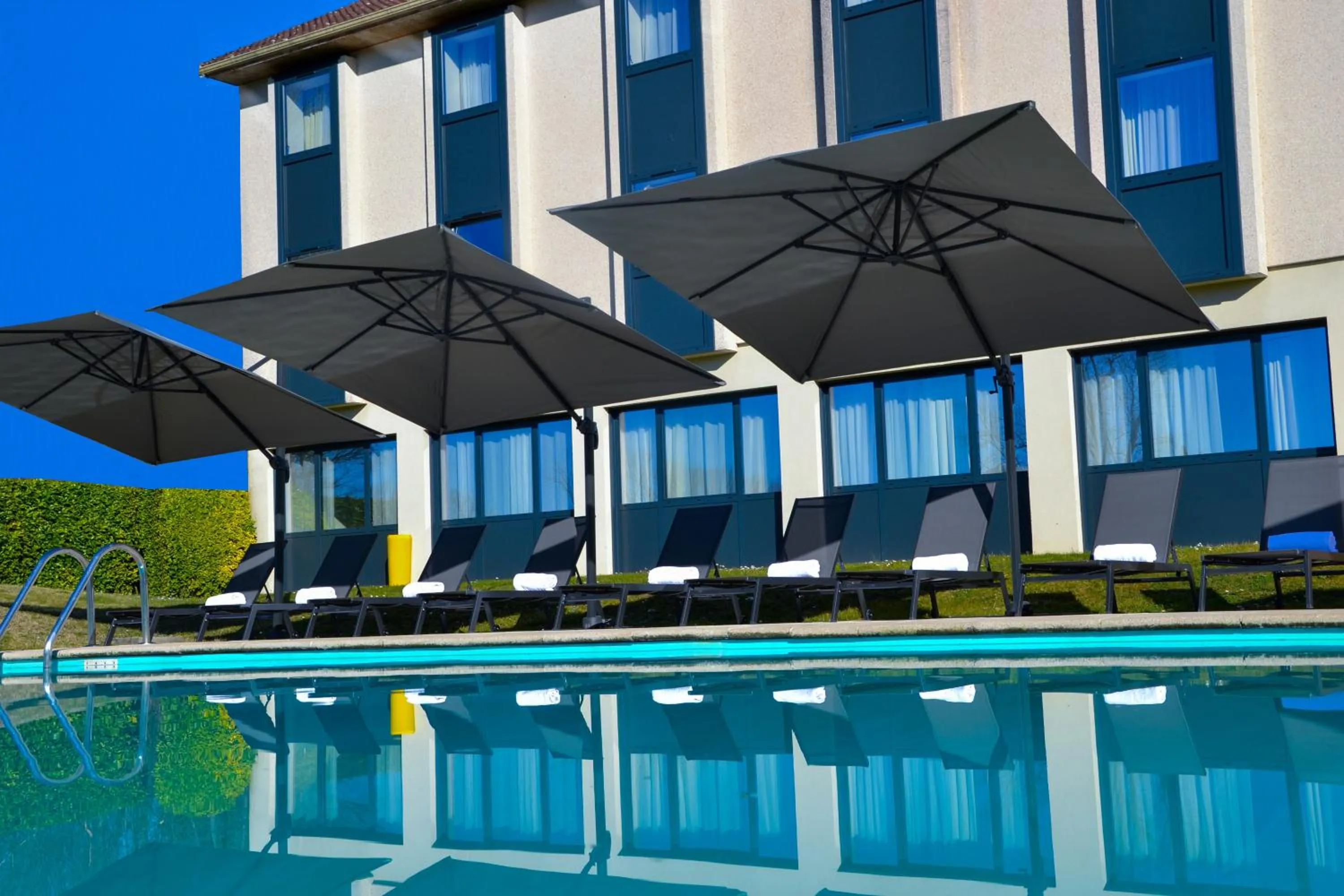 Property building in Domaine de Charmeil