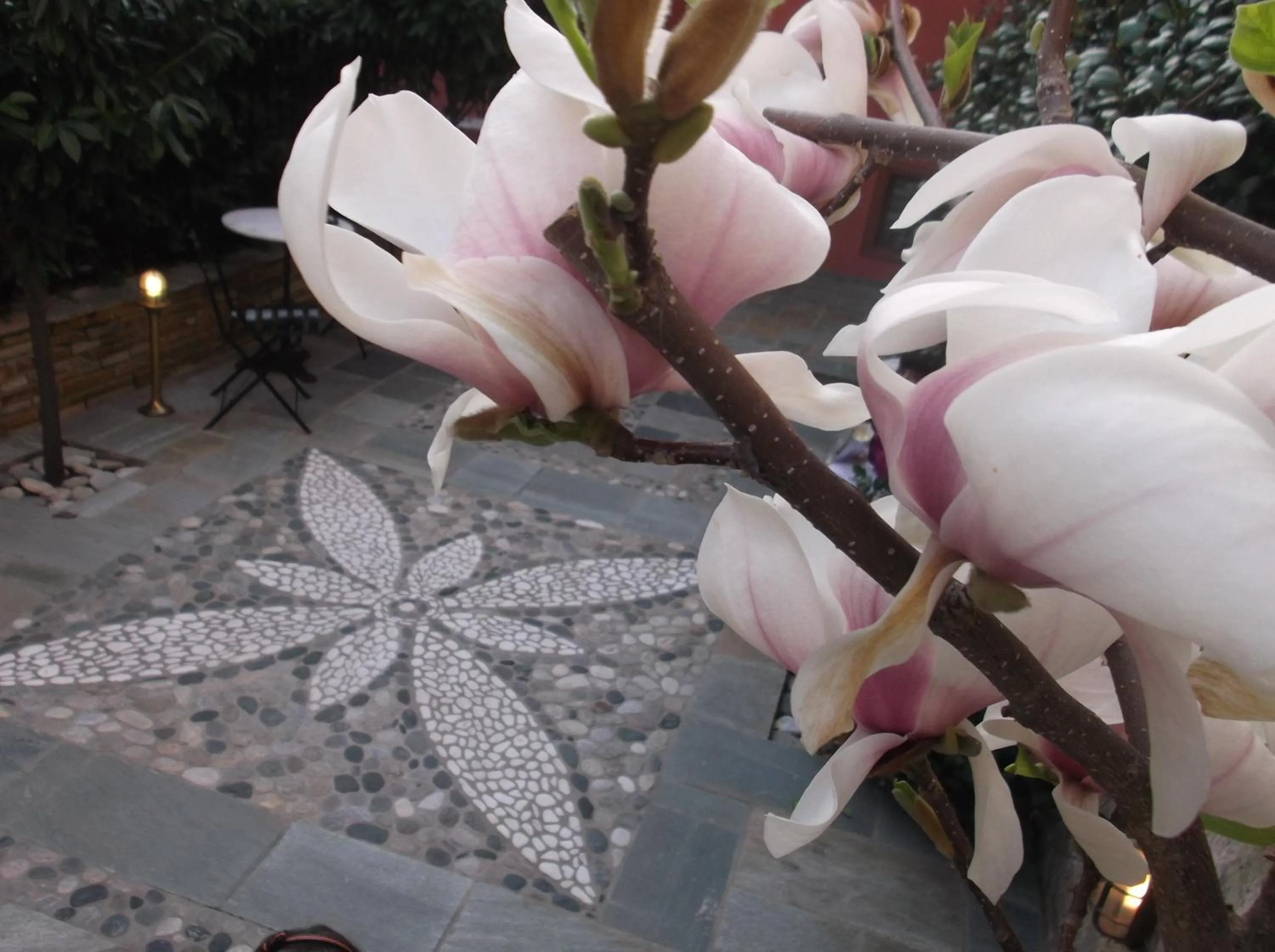 Decorative detail in Boutique Hotel Kokkino Spiti