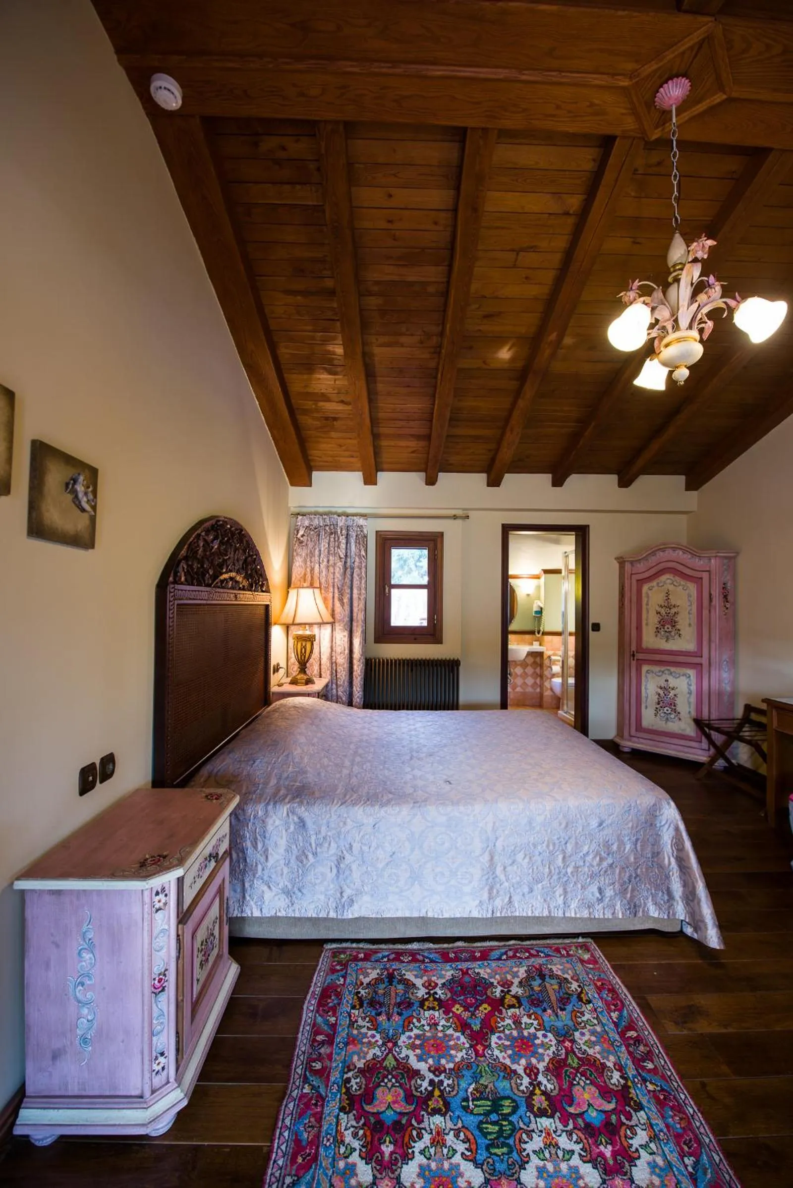 Photo of the whole room, Bed in Boutique Hotel Kokkino Spiti
