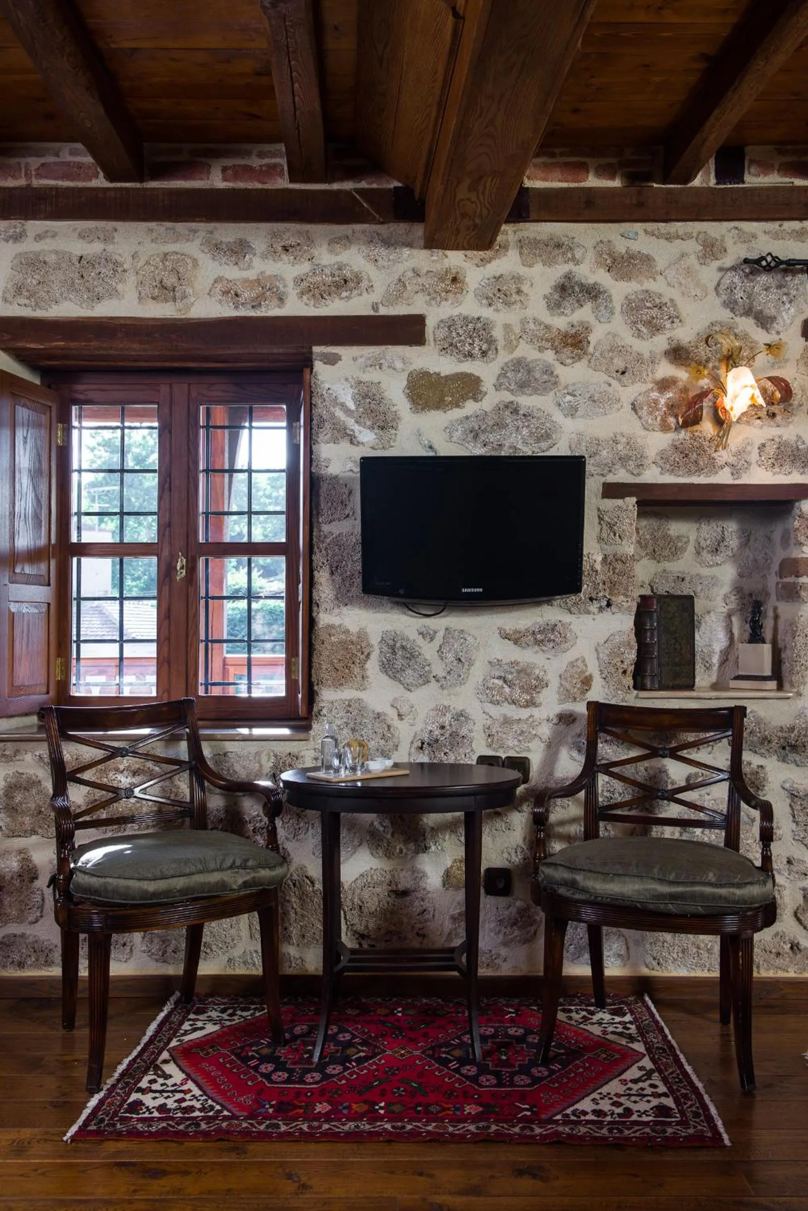 TV and multimedia in Boutique Hotel Kokkino Spiti