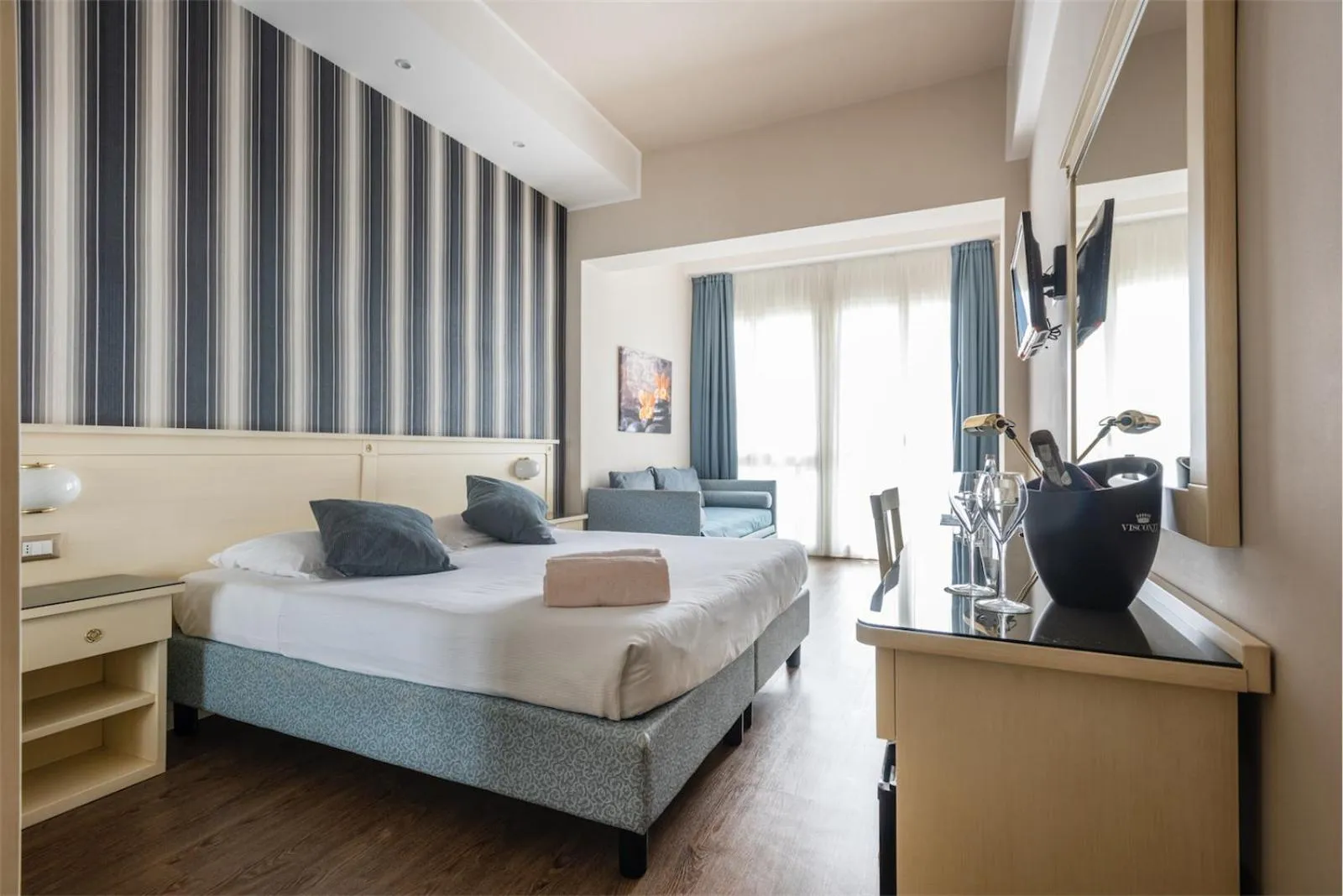 Photo of the whole room, Bed in Hotel Splendid Palace