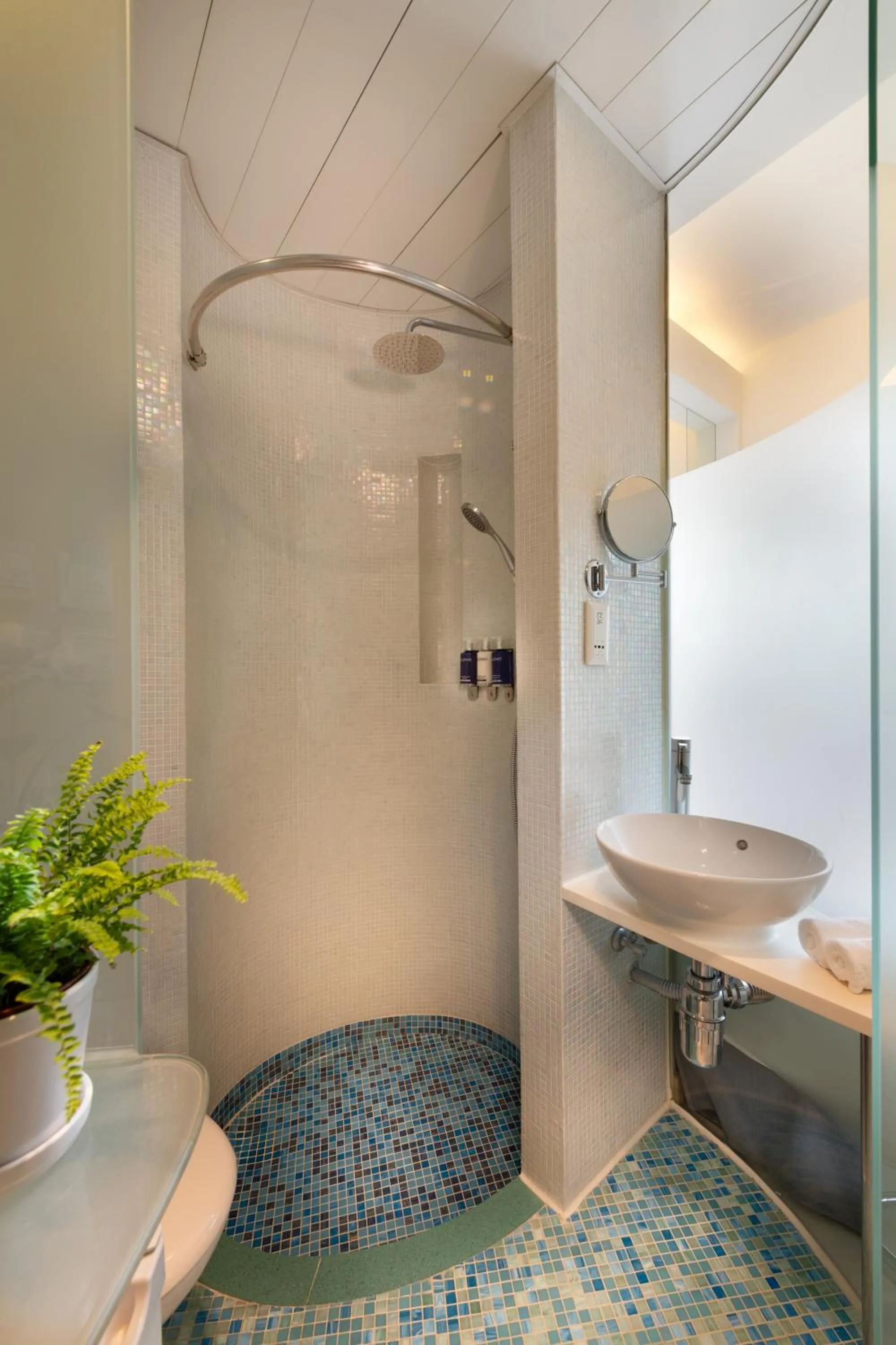 Bathroom in Dorsett Mongkok, Hong Kong