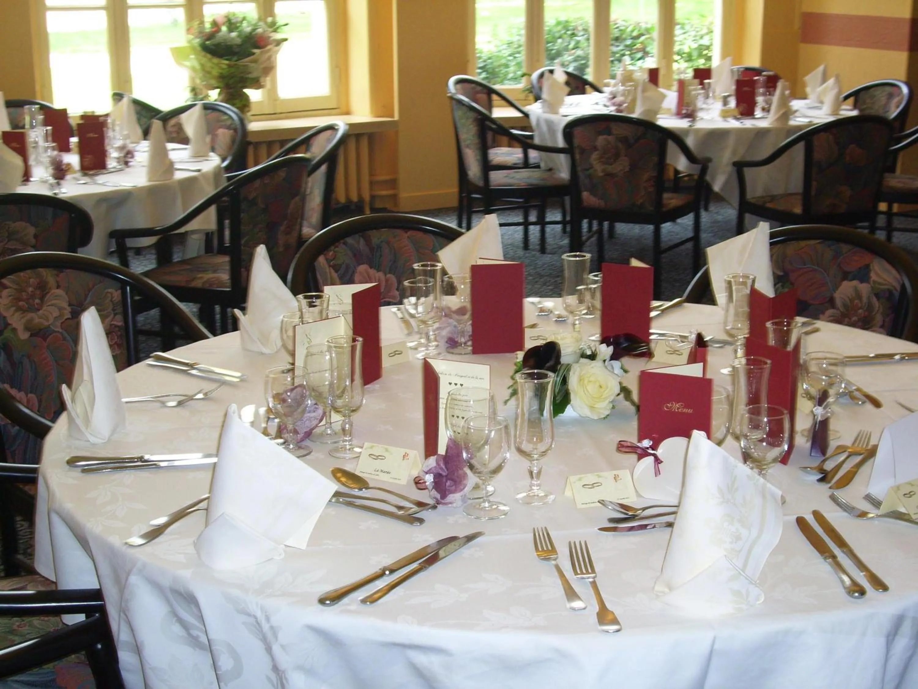 Restaurant/places to eat in Hôtel Restaurant Du Parc de la Colombière