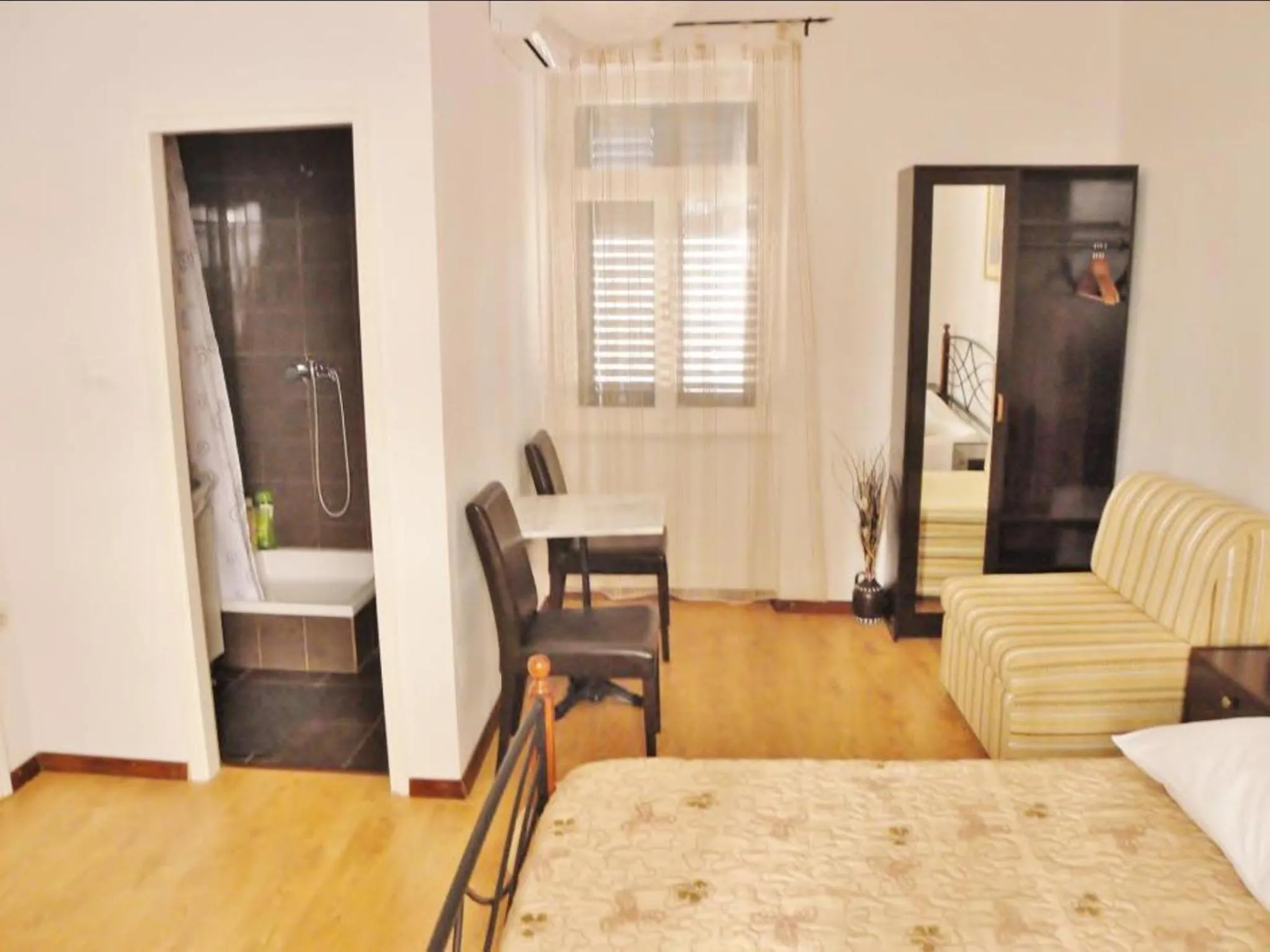 Bed in Pansion Sibenik