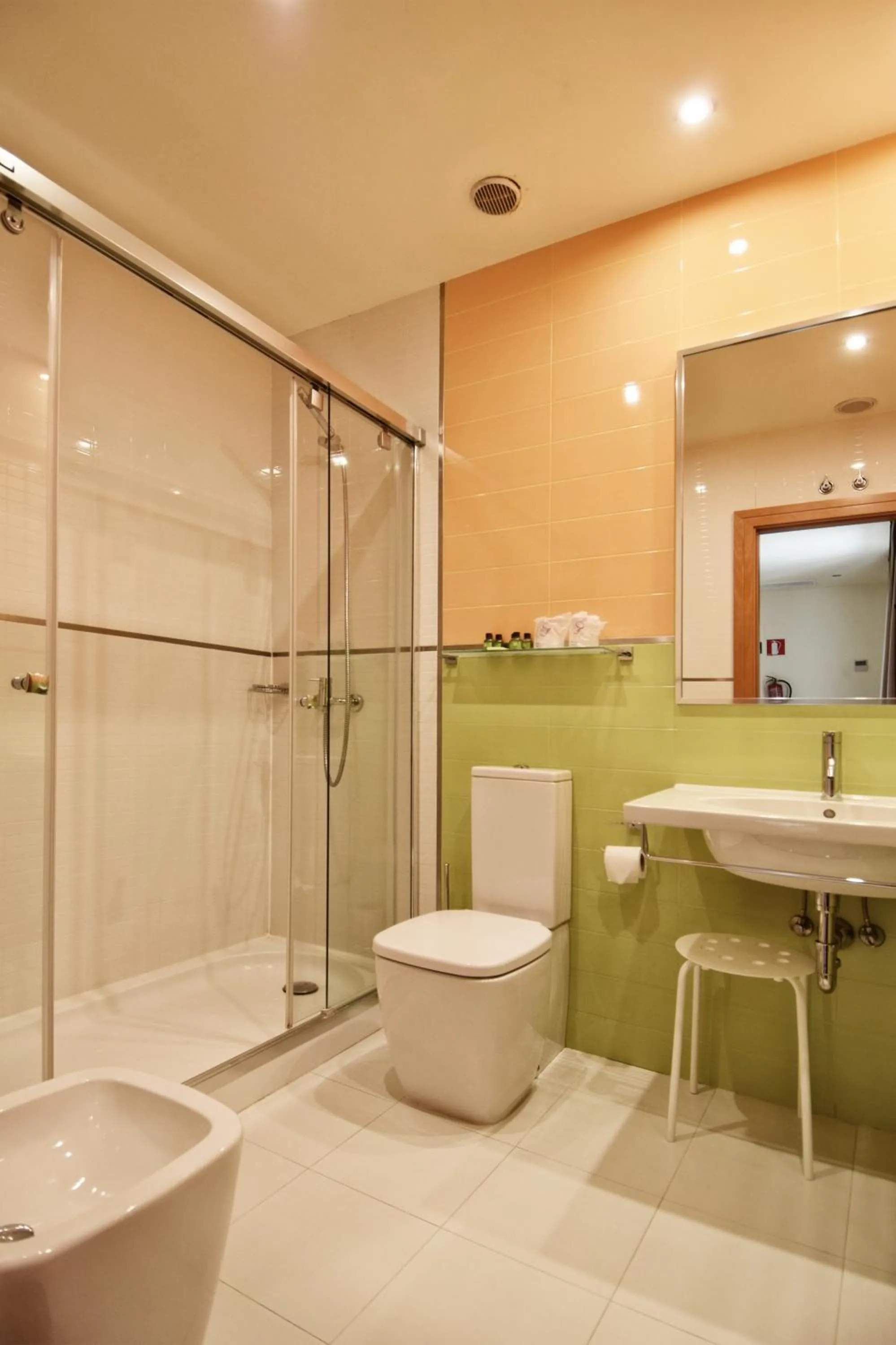 Bathroom in Apartamentos María Luisa