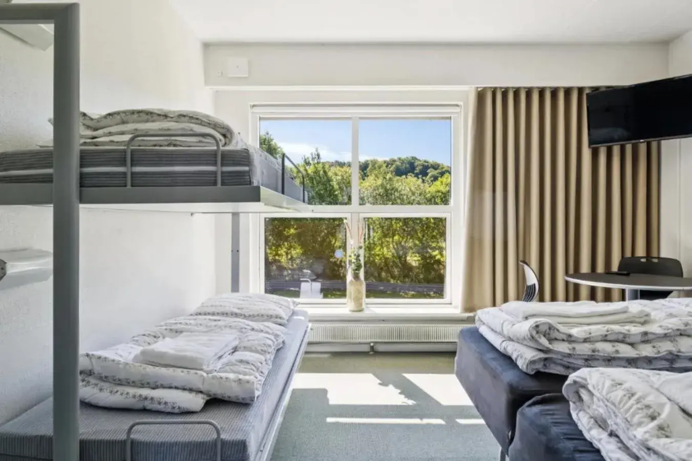 Private Quadruple Room with private bathroom in Danhostel Vejle Private Quadruple Room with private bathroom in Danhostel Vejle