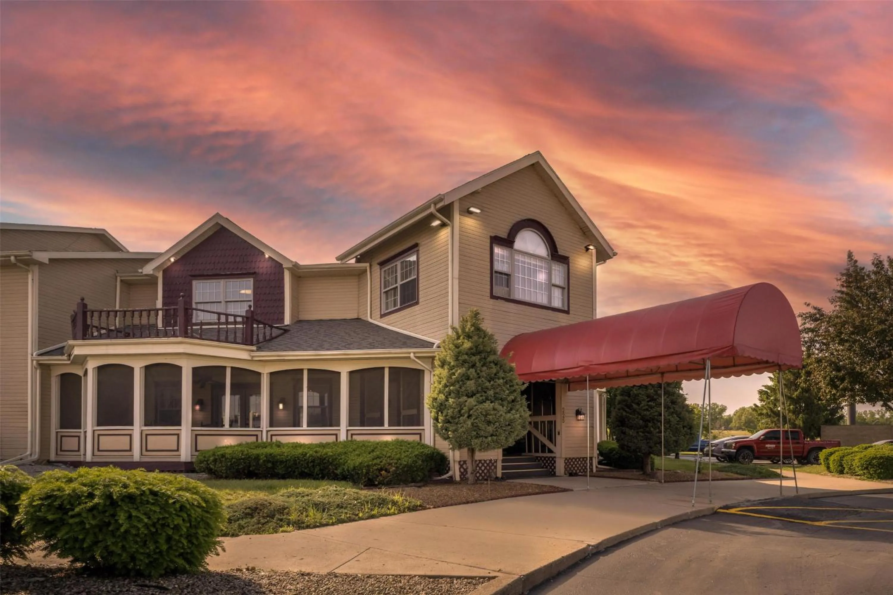 Property building in SureStay Plus Hotel by Best Western Auburn