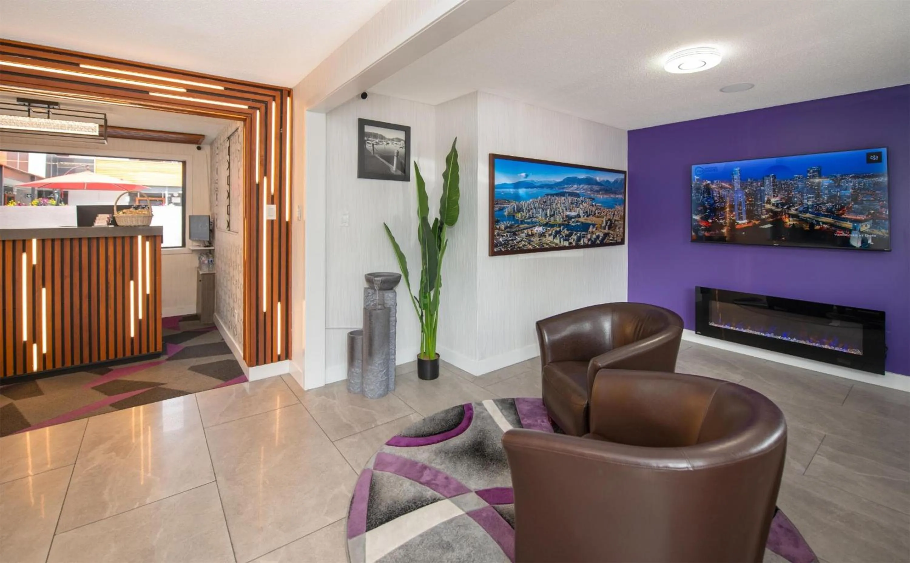 Lobby or reception in Coast Metro Vancouver Hotel