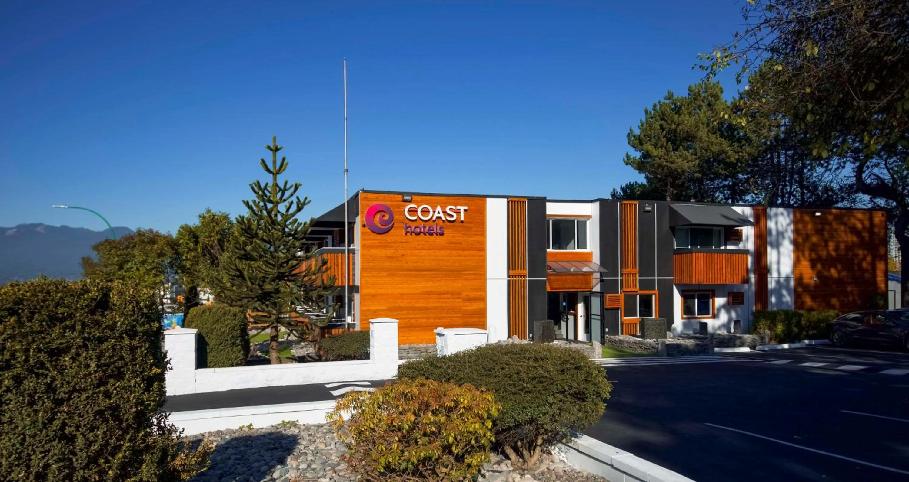 Property building in Coast Metro Vancouver Hotel
