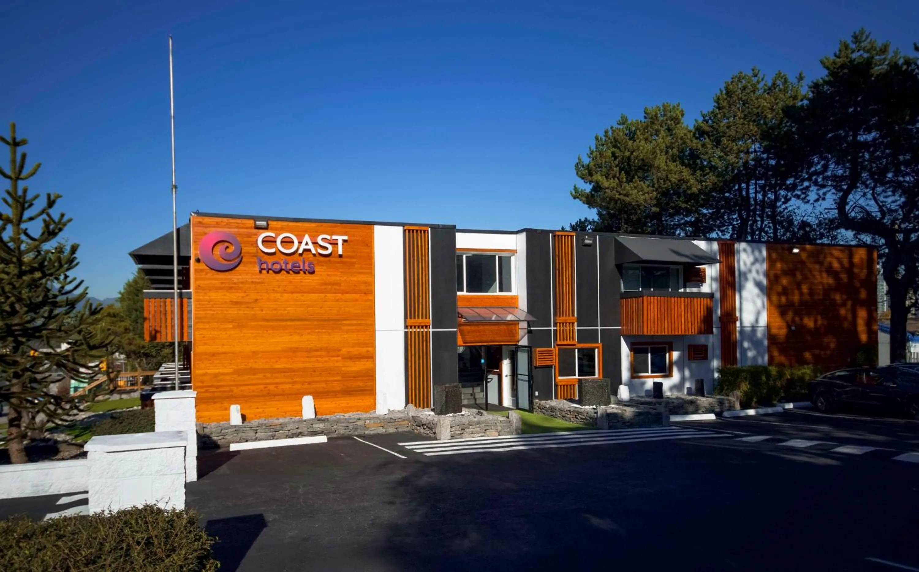 Property building in Coast Metro Vancouver Hotel