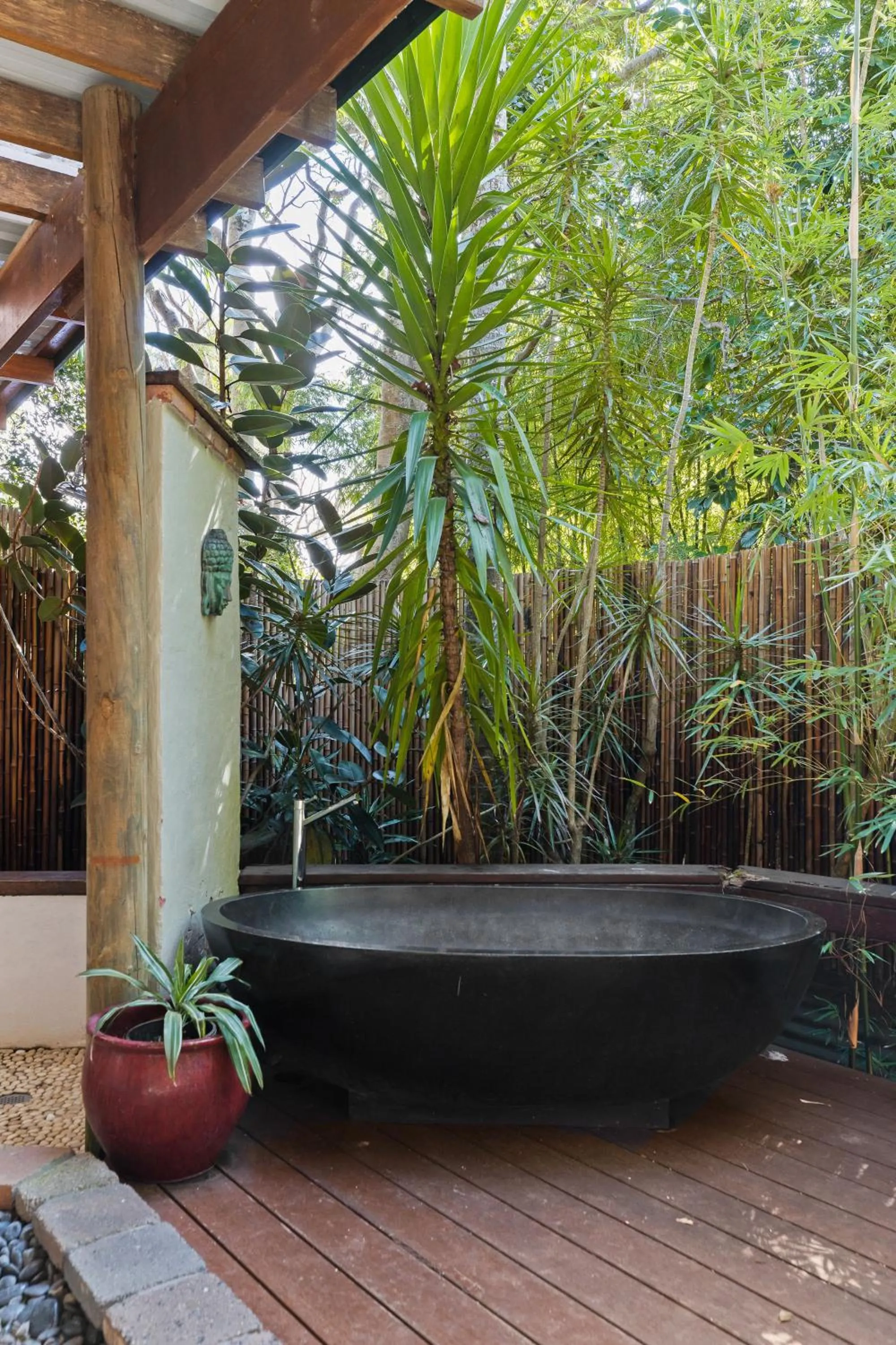 Bath in Garden Burees