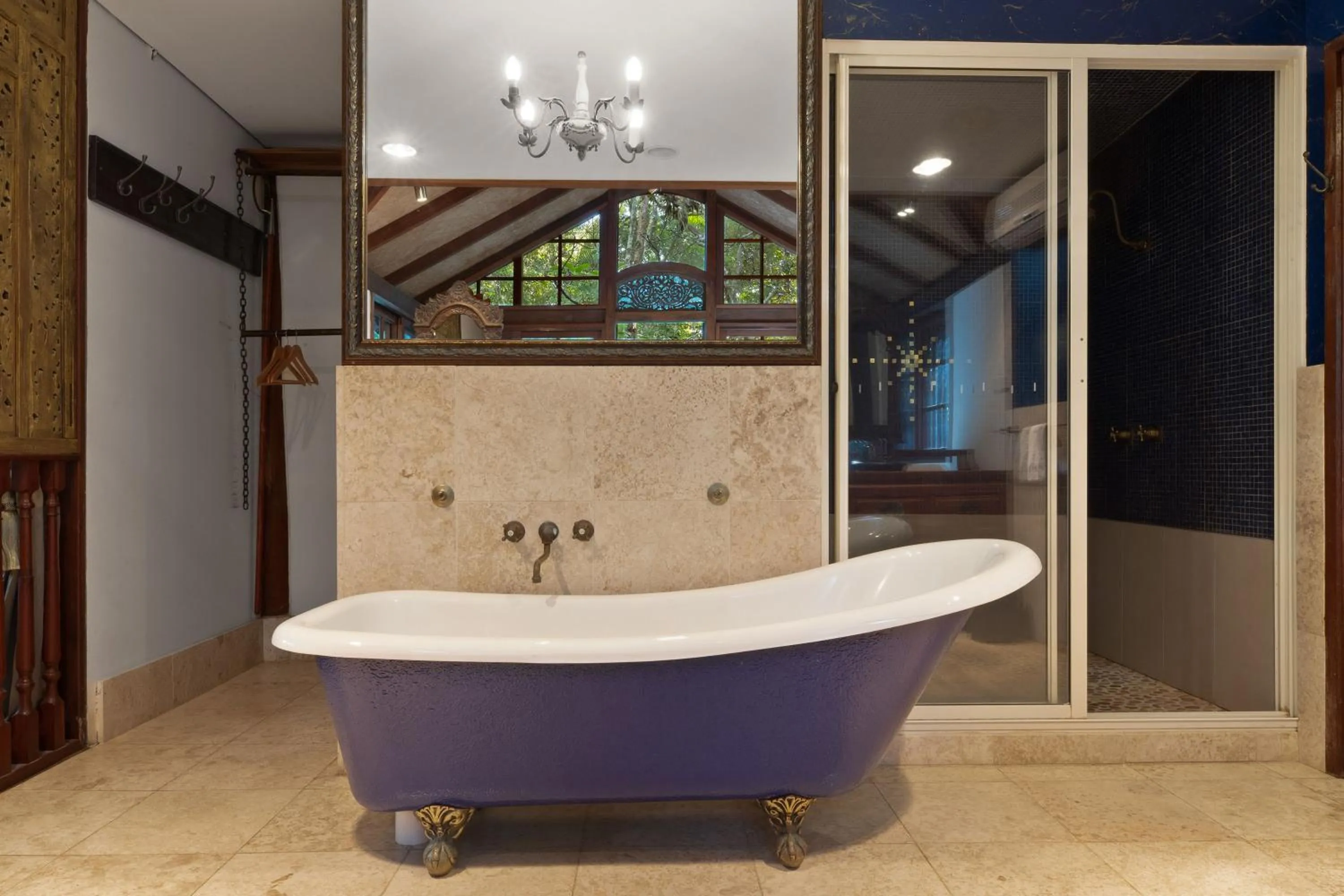 Shower in Garden Burees