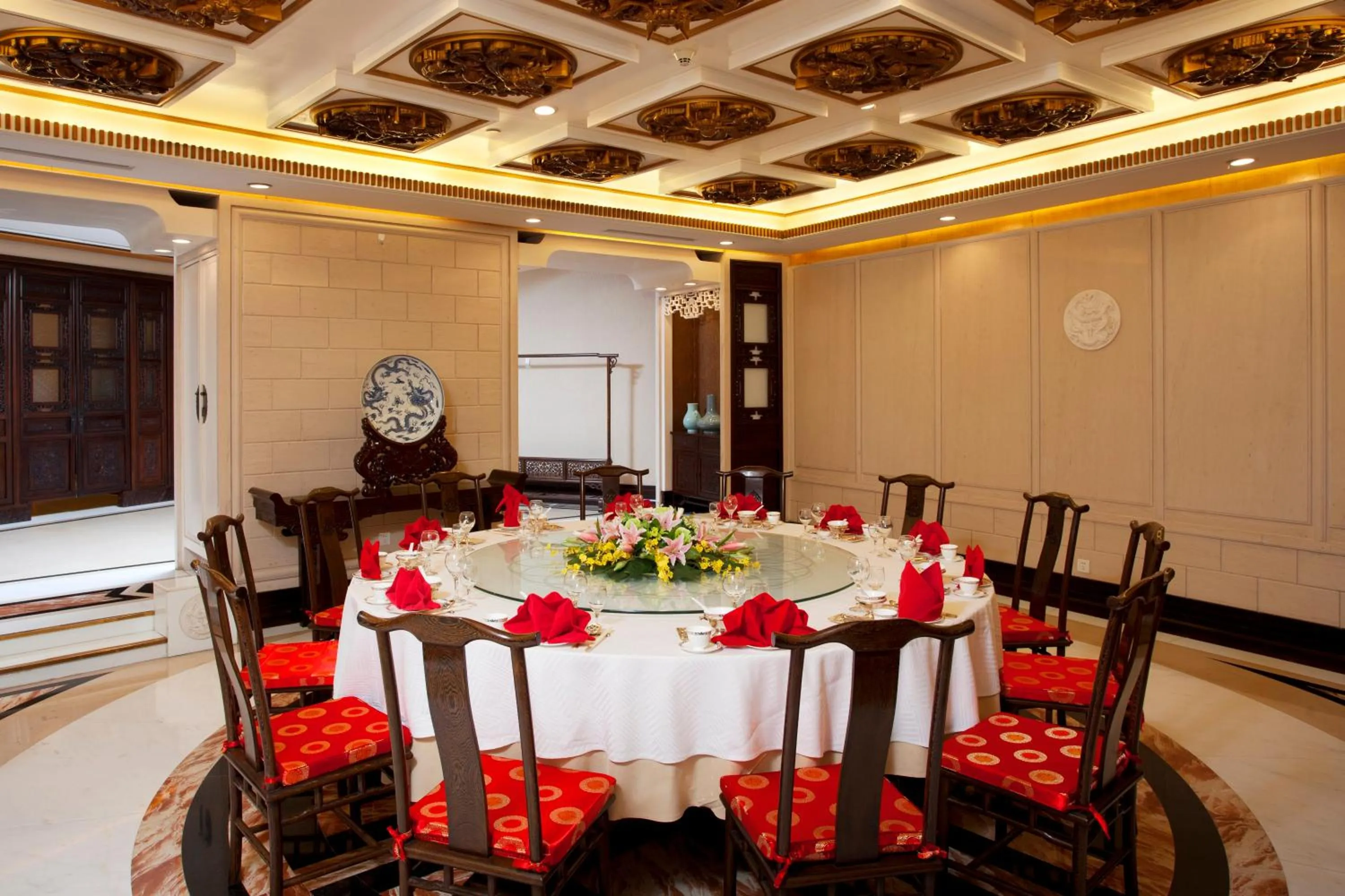 Meeting/conference room in Crowne Plaza Qingdao by IHG