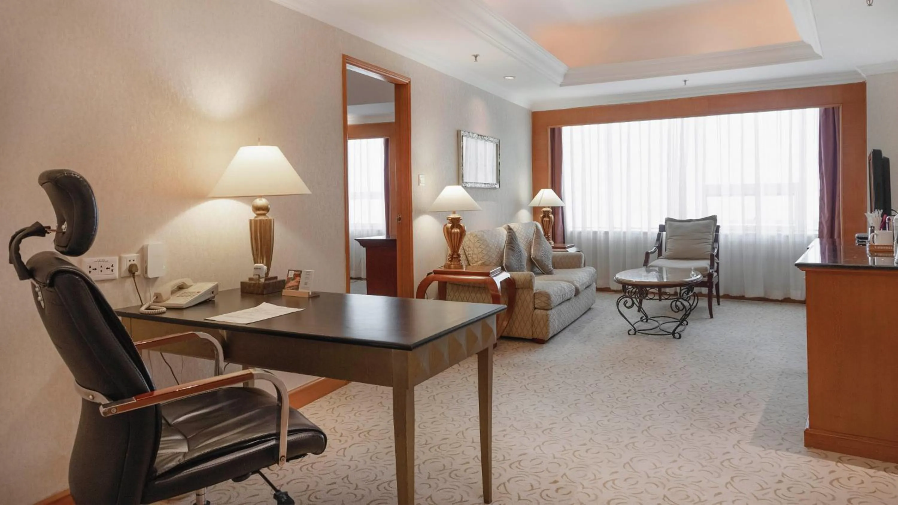 Photo of the whole room in Crowne Plaza Qingdao by IHG