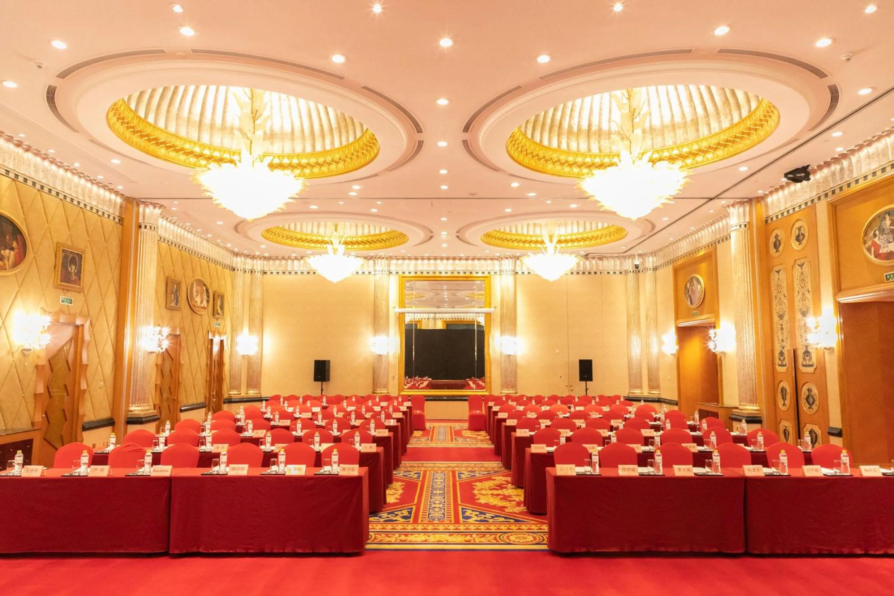 Banquet/Function facilities in Crowne Plaza Qingdao by IHG