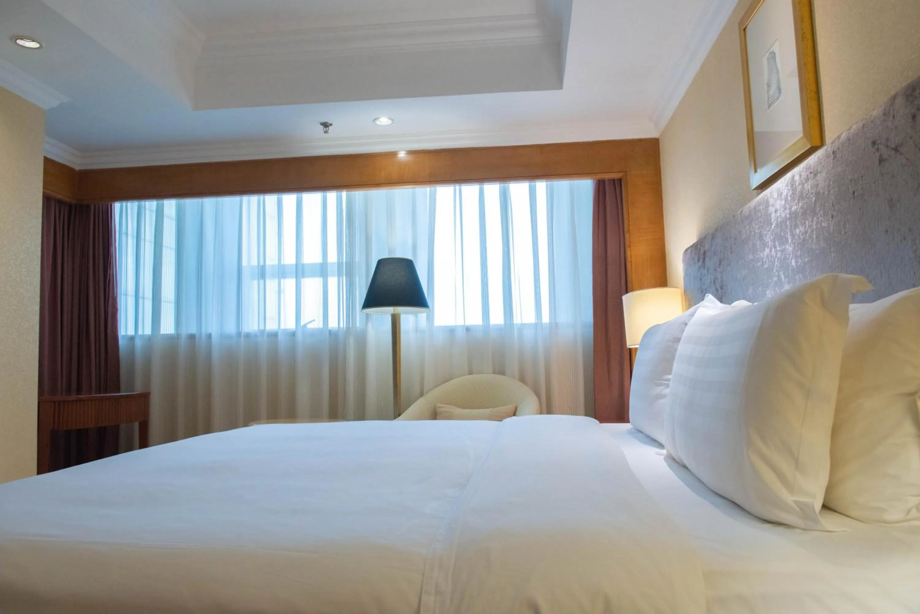 Bed in Crowne Plaza Qingdao by IHG