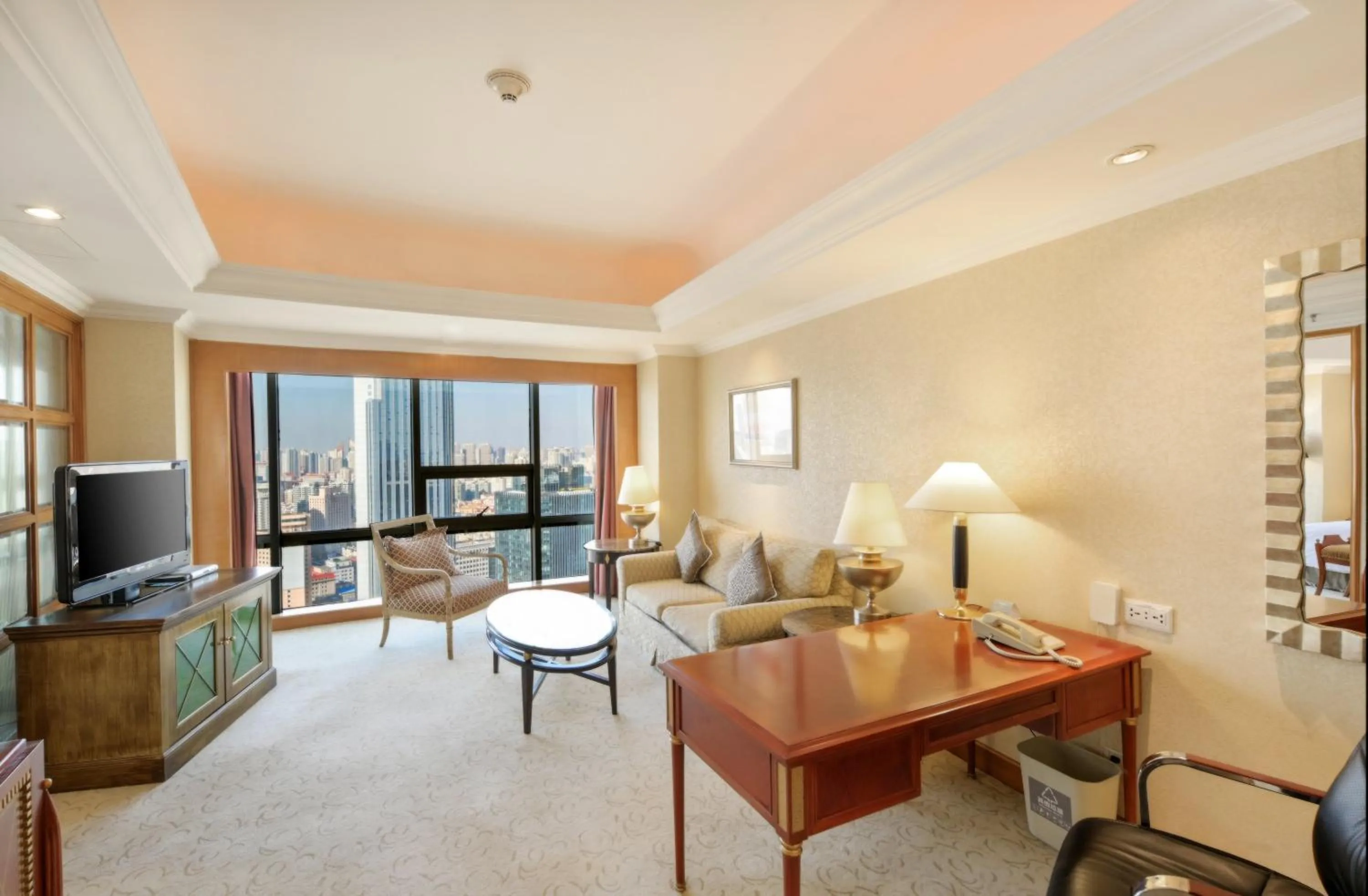 Photo of the whole room in Crowne Plaza Qingdao by IHG