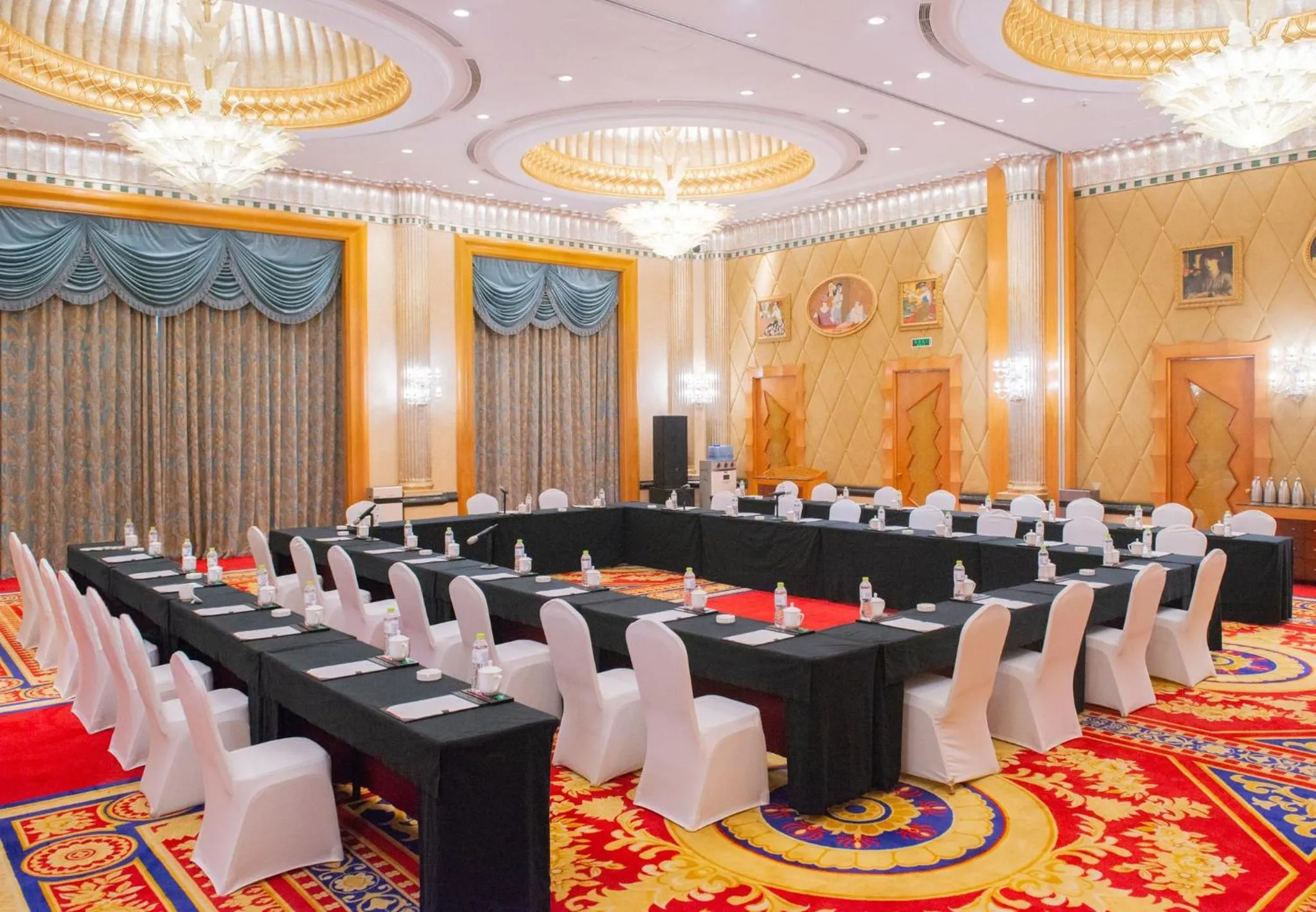 Banquet/Function facilities in Crowne Plaza Qingdao by IHG