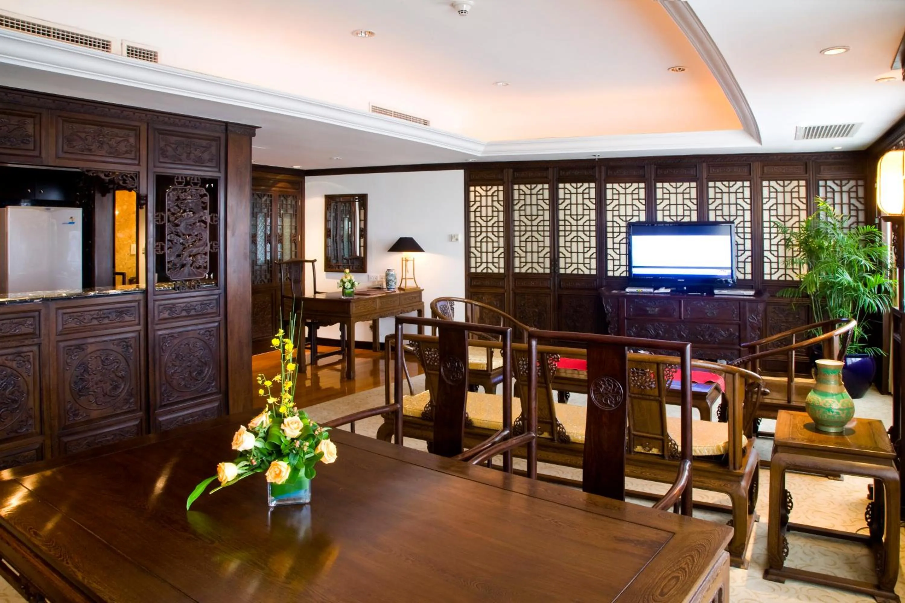 Photo of the whole room in Crowne Plaza Qingdao by IHG