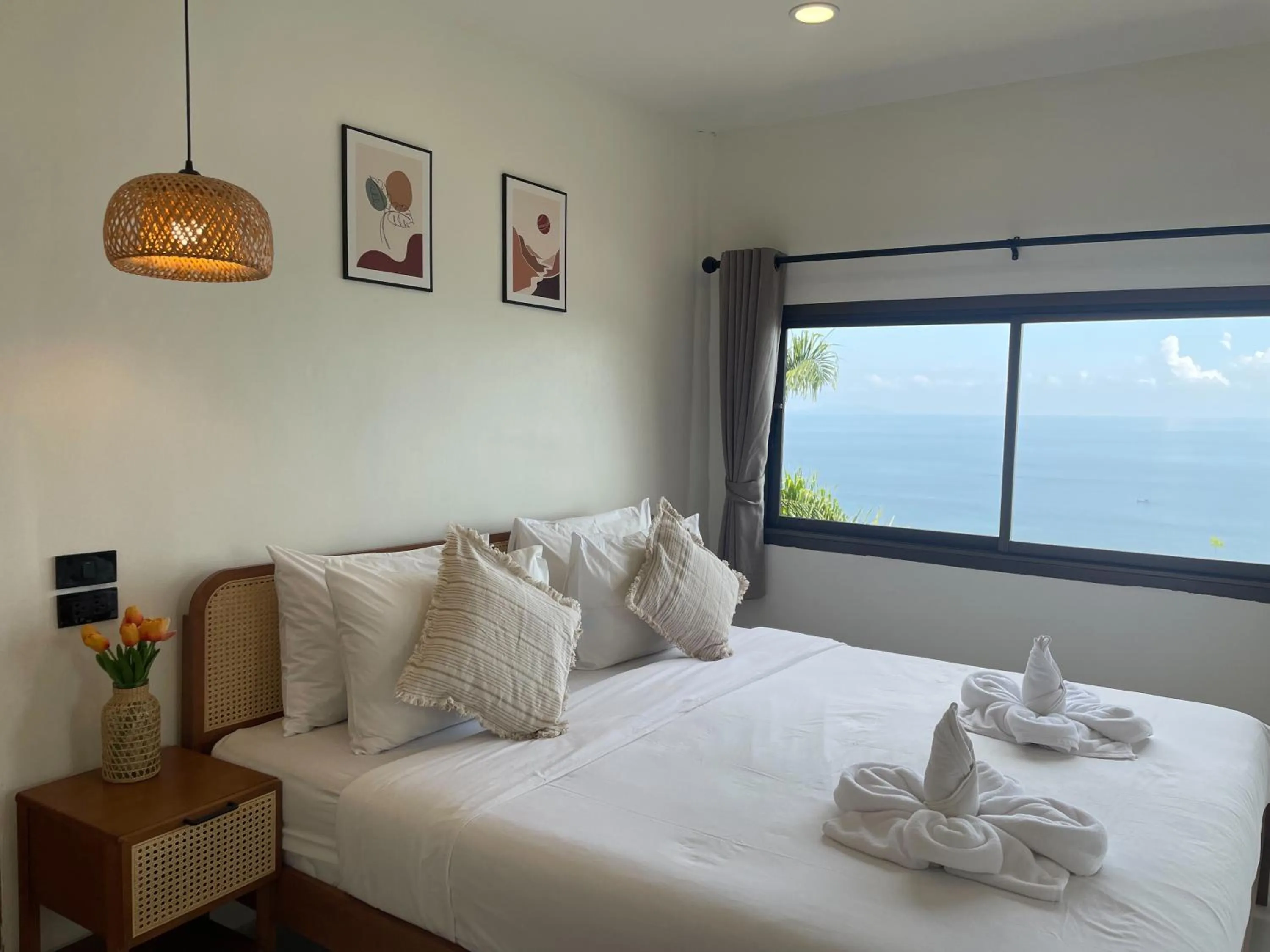 Bed in Phangan Utopia Resort