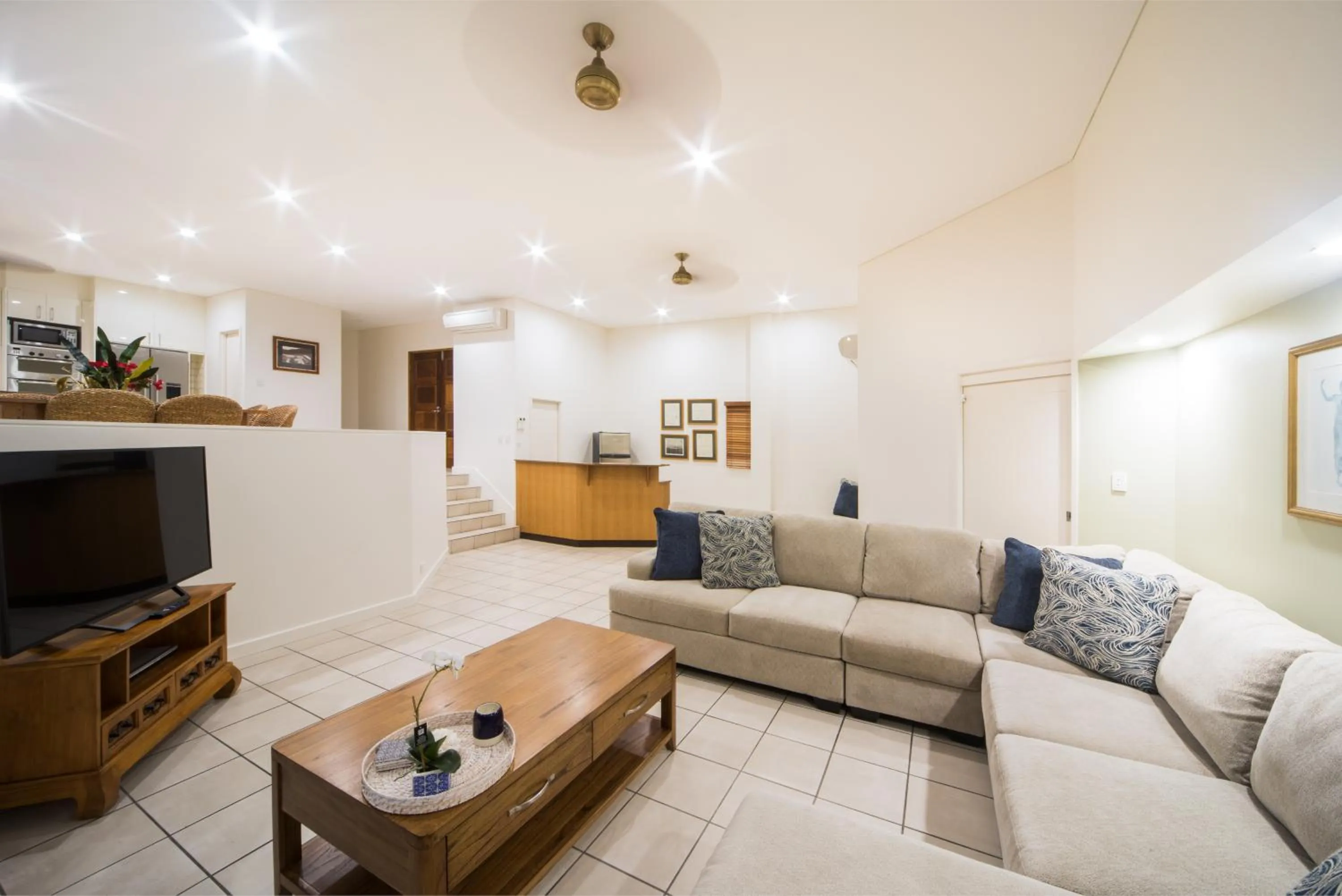 TV and multimedia in Portside Whitsunday Luxury Holiday Apartments
