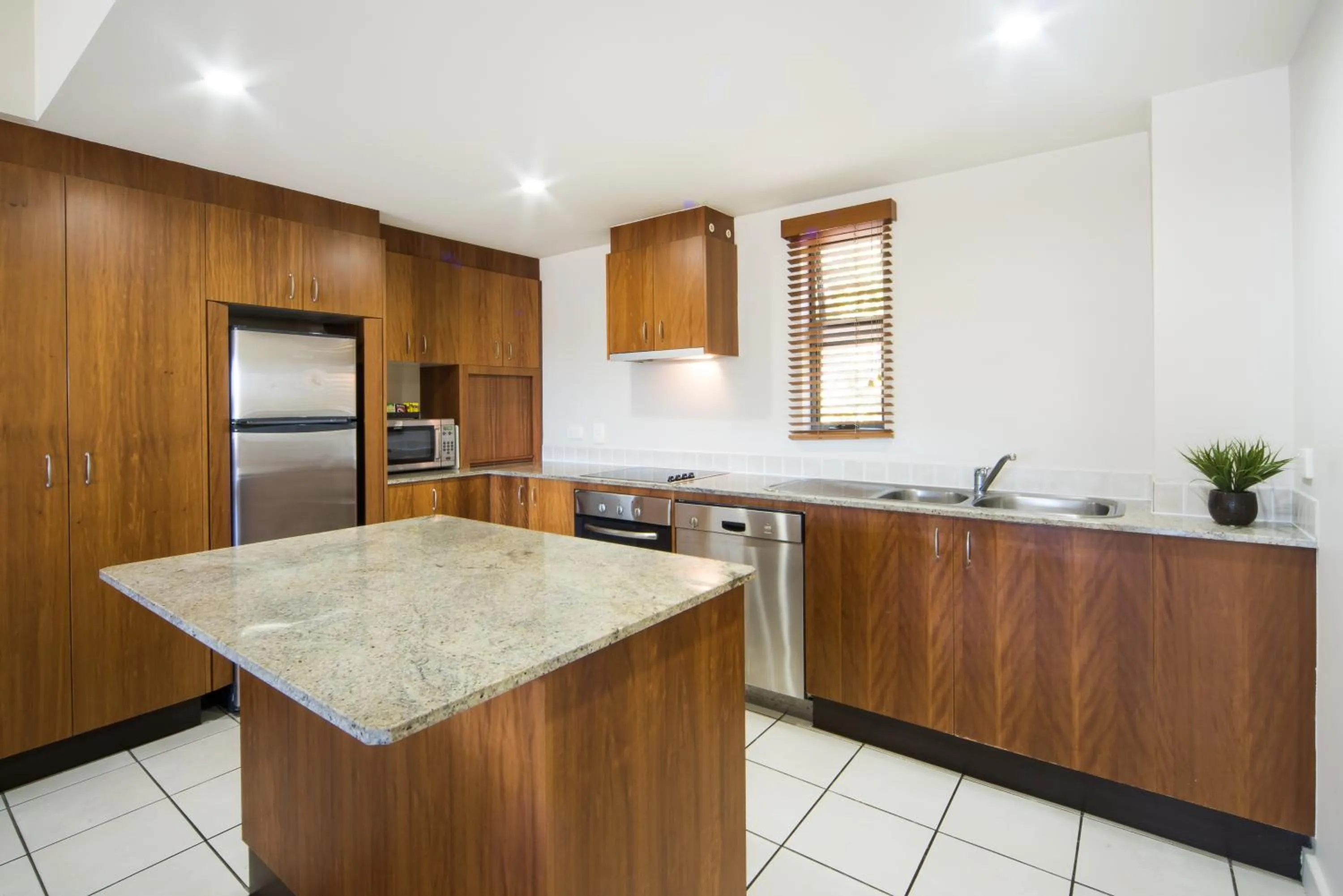 Portside Whitsunday Luxury Holiday Apartments