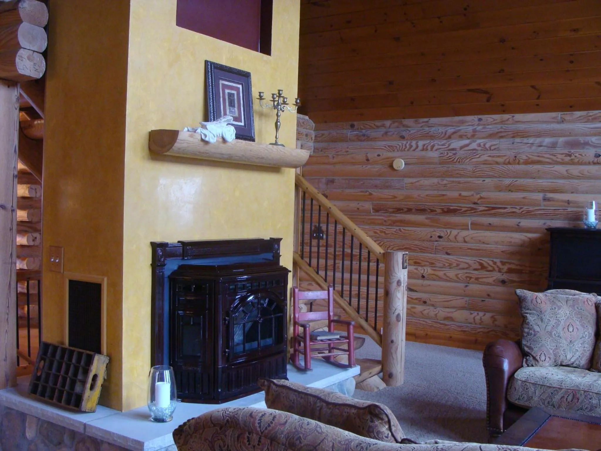 Communal lounge/ TV room in A Breath of Heaven B&B