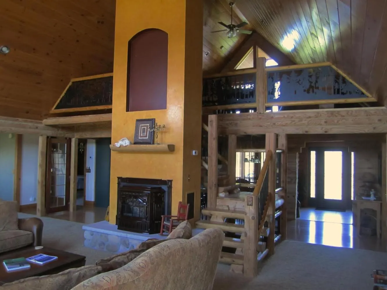 Living room in A Breath of Heaven B&B